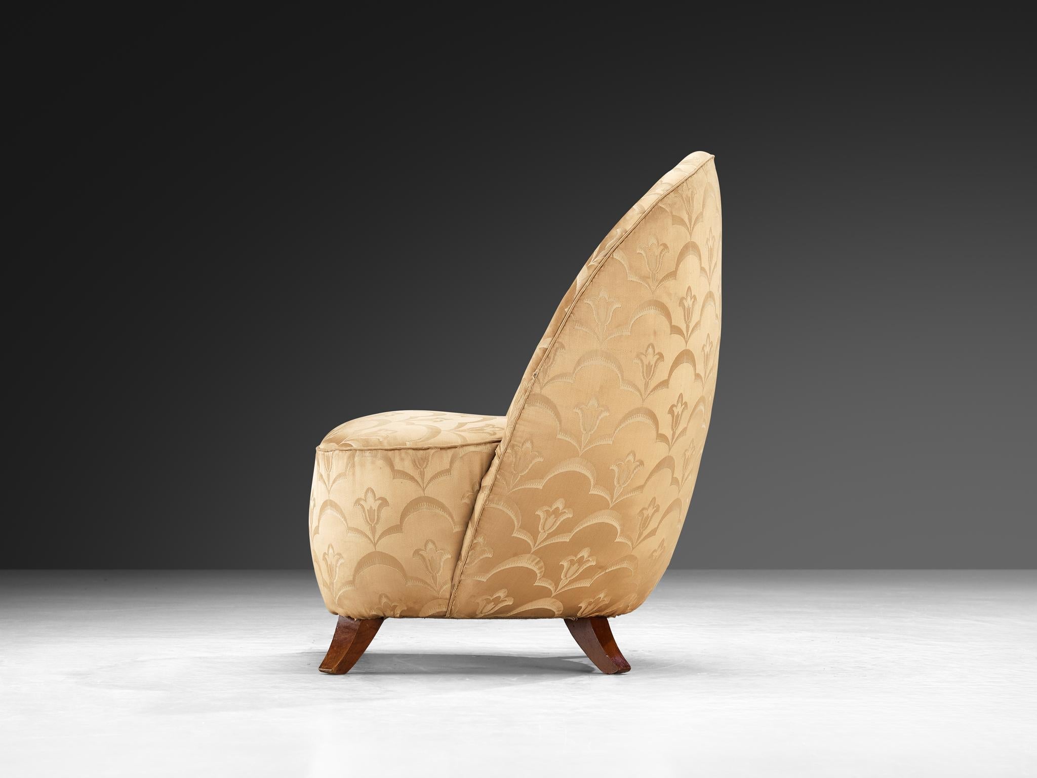 Italian Pair of Sculptural Lounge Chairs in Golden Damask Upholstery seating Morentz