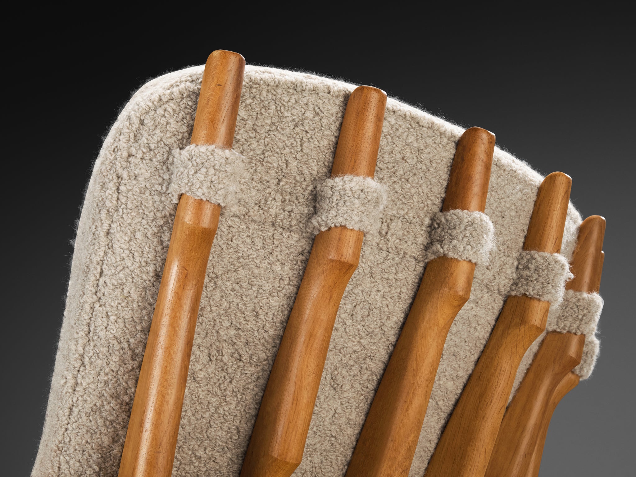 Guillerme & Chambron 'Petit Repos' Lounge Chair in Solid Oak and Bouclé Seating Morentz