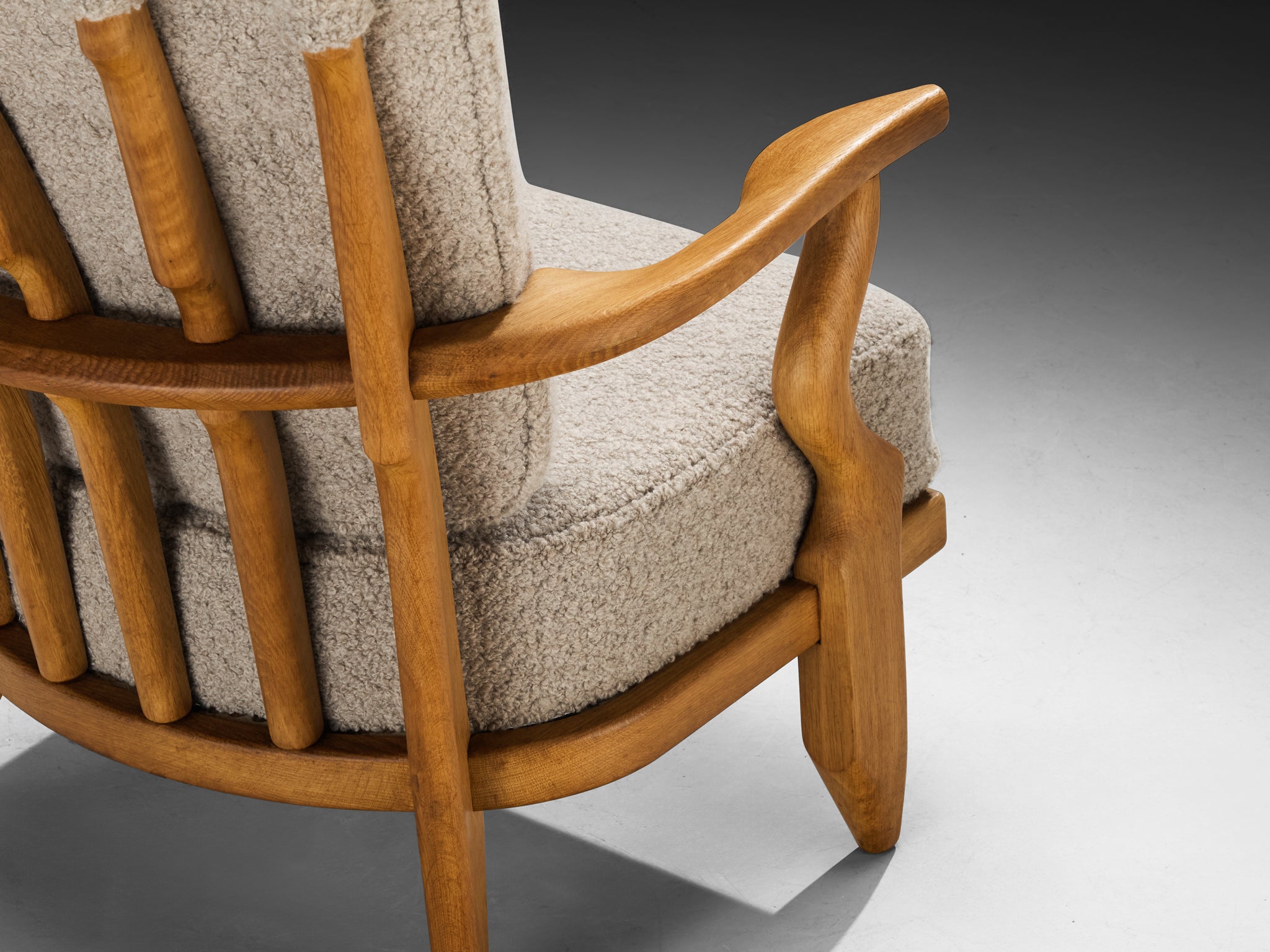 Guillerme & Chambron 'Petit Repos' Lounge Chair in Solid Oak and Bouclé Seating Morentz