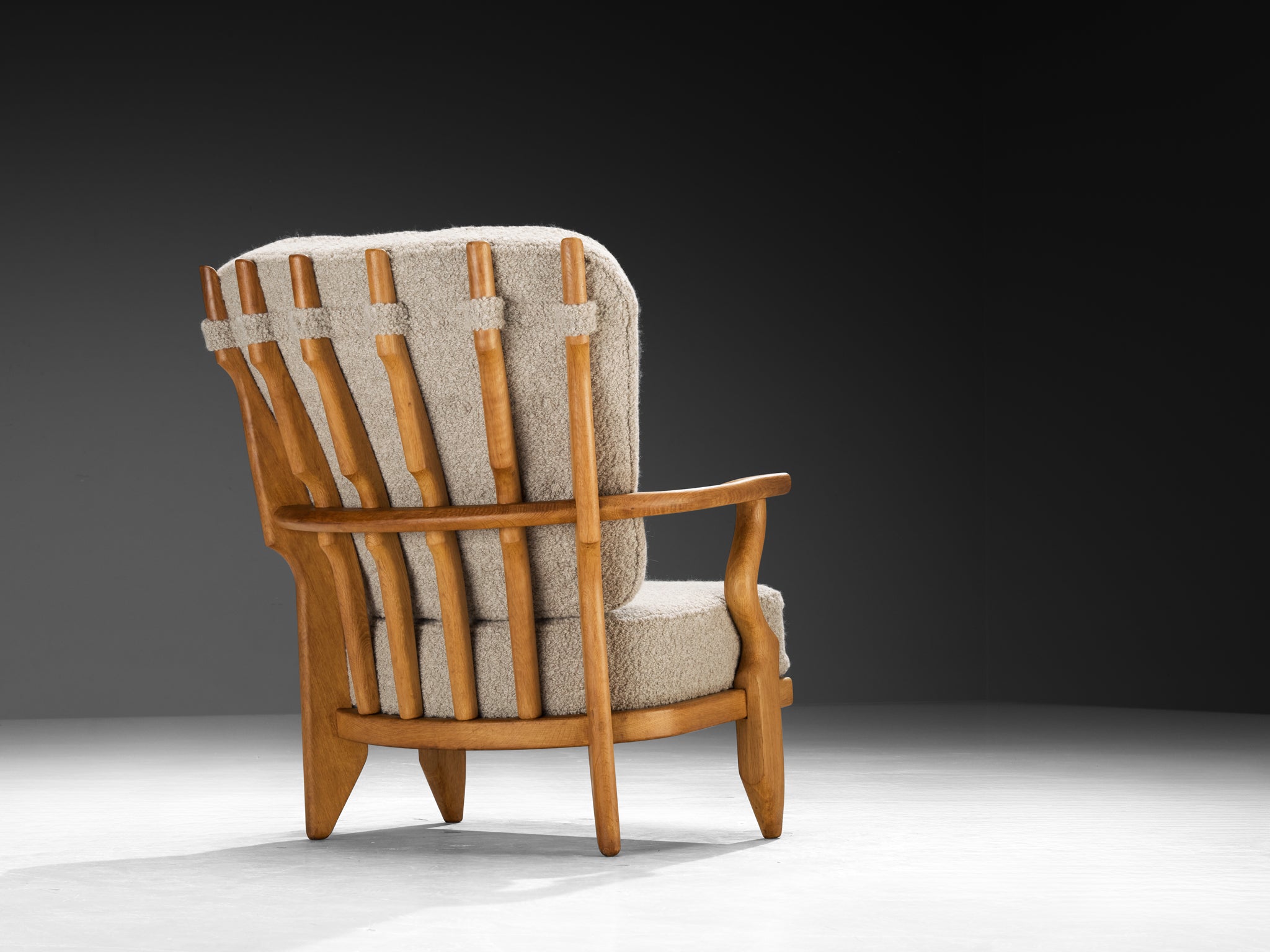 Guillerme & Chambron 'Petit Repos' Lounge Chair in Solid Oak and Bouclé Seating Morentz