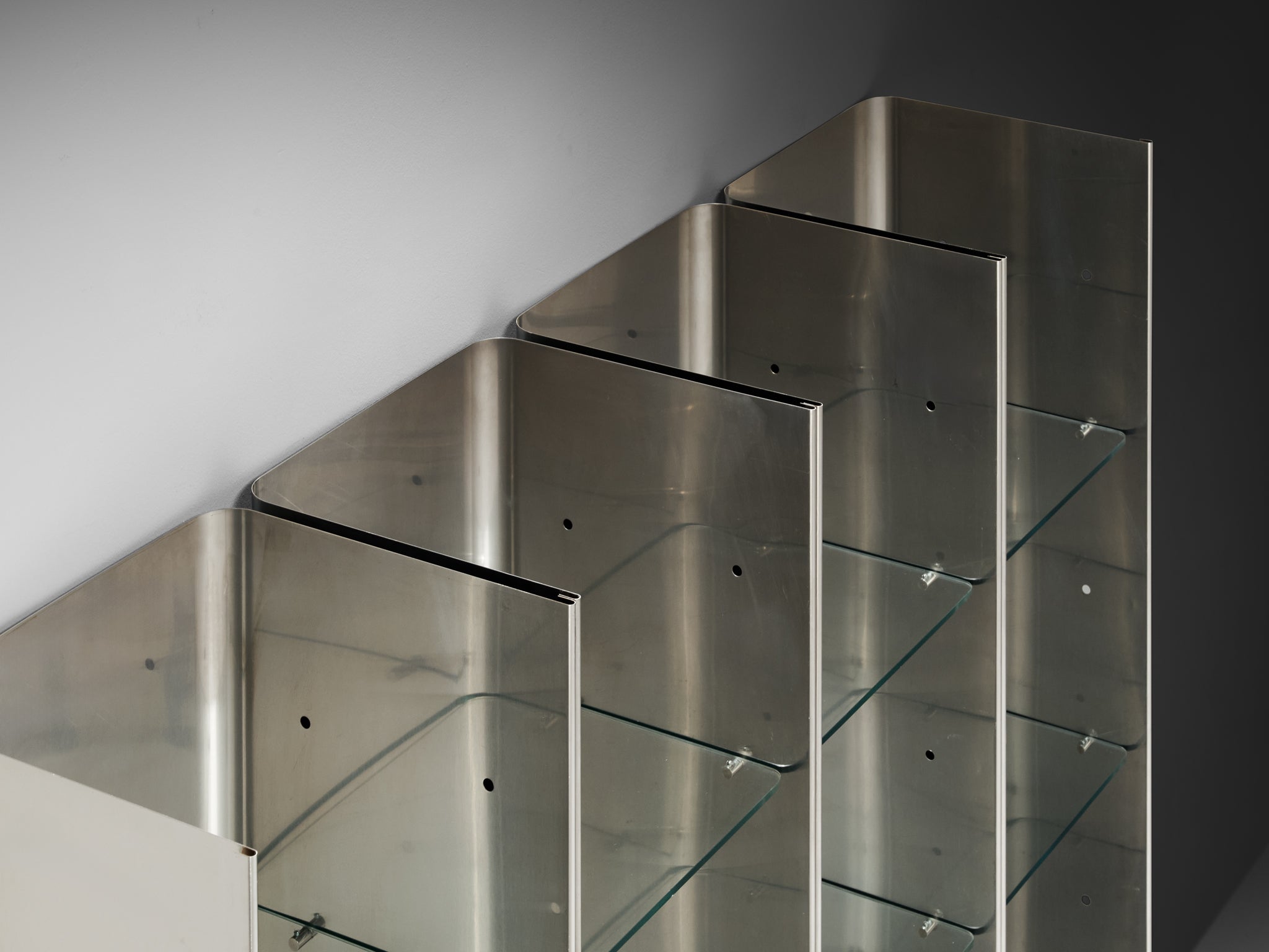 Carla Venosta and Guido Zimmerman for Arflex 'Valiant' Bookcase in Steel Case pieces and storage cabinets Morentz