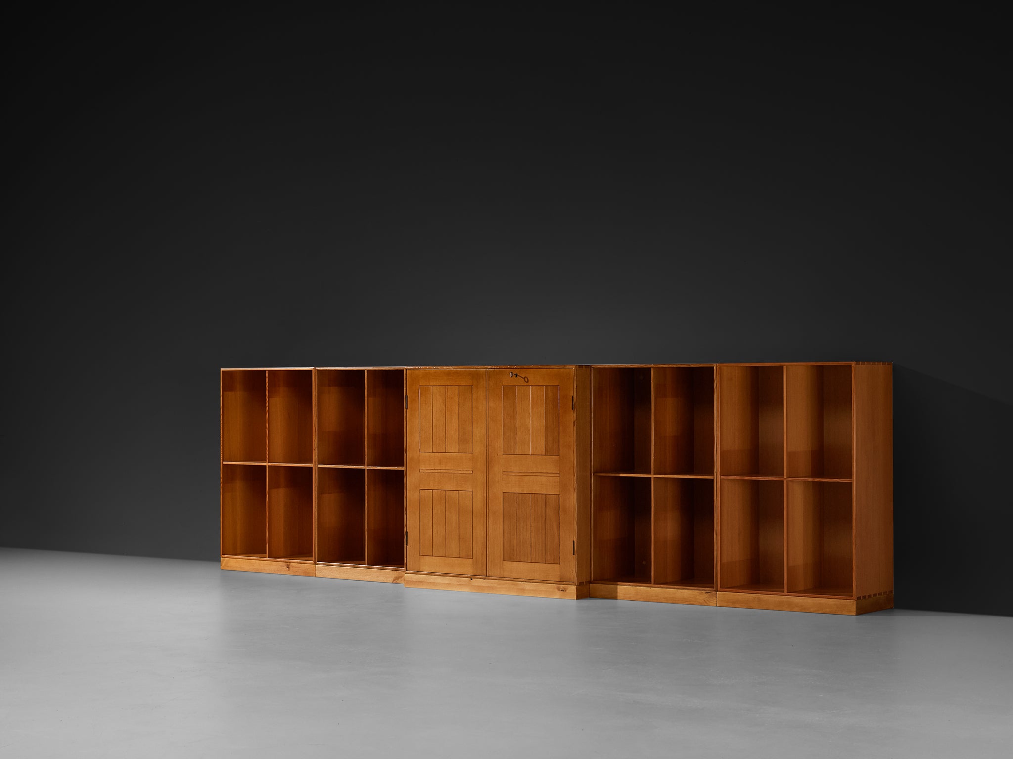 Mogens Koch for Rud Radmussen Modular Bookcase in Pine Case pieces and storage cabinets Morentz