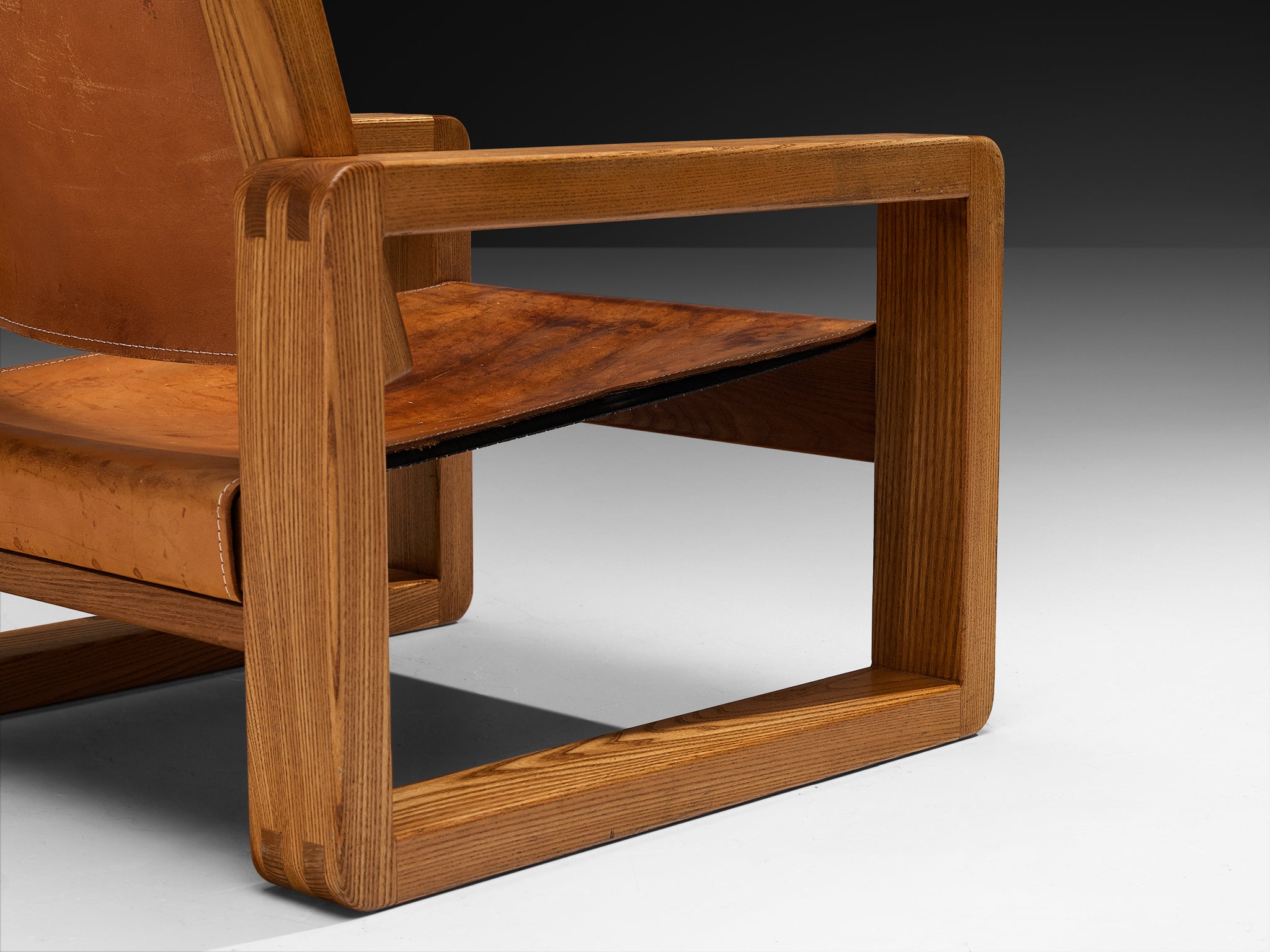 Galerie l'Orme Pair of Armchairs in Elm and Cognac Leather Seating Morentz