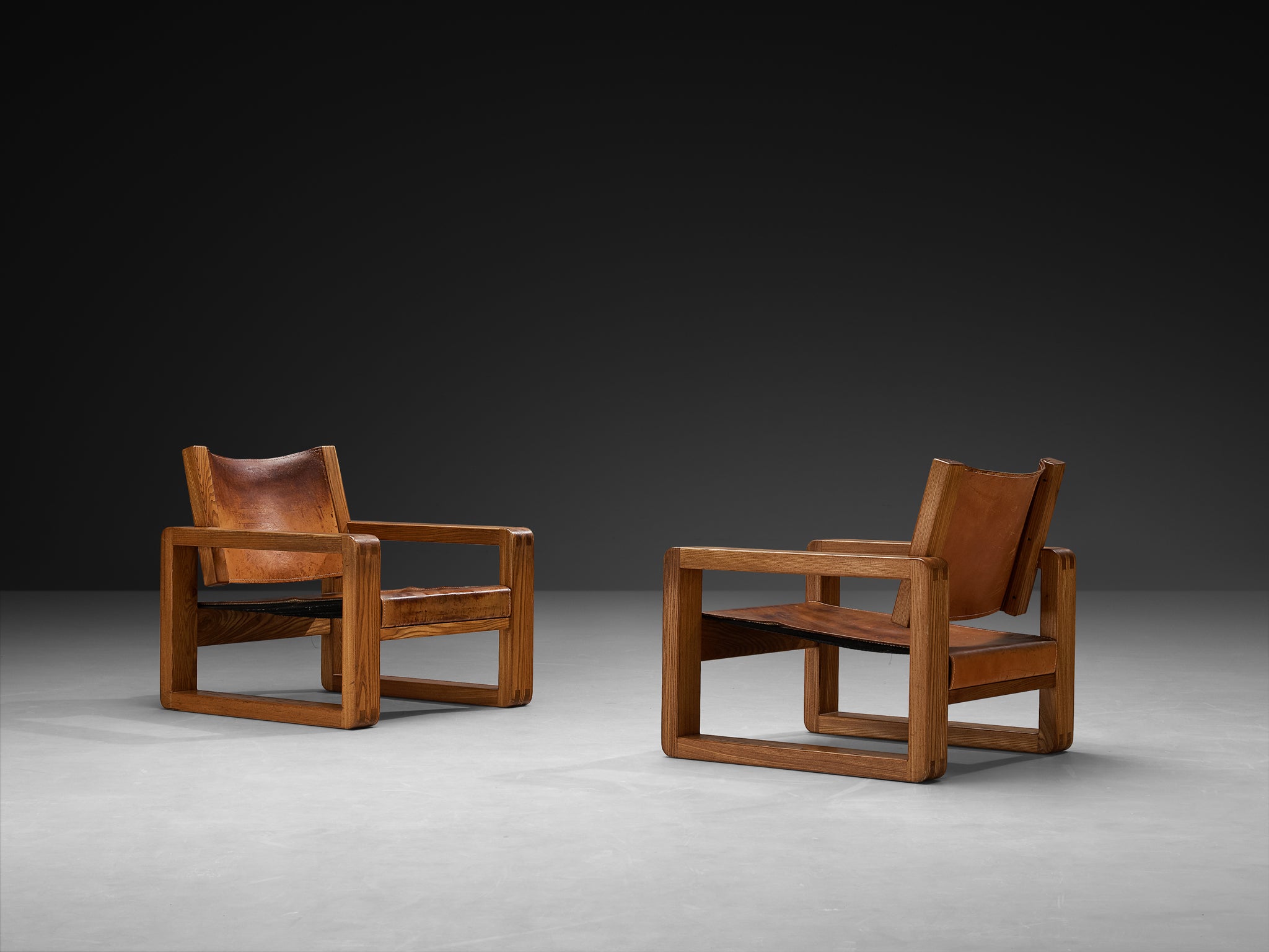 Galerie l'Orme Pair of Armchairs in Elm and Cognac Leather Seating Morentz
