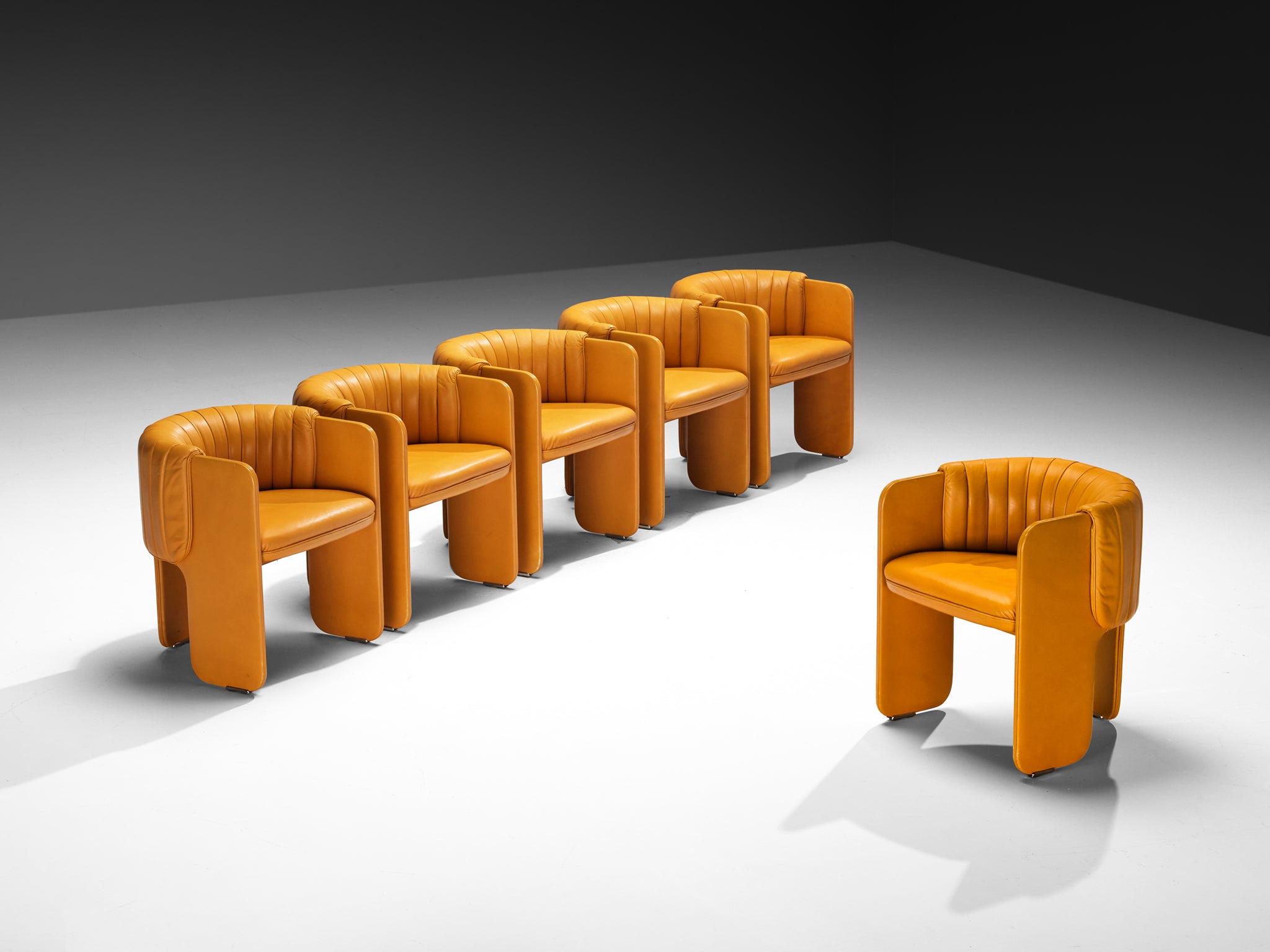 Luigi Massoni for Poltrona Frau Set of Six 'Dinette’ Armchairs in Orange Leather Seating Morentz