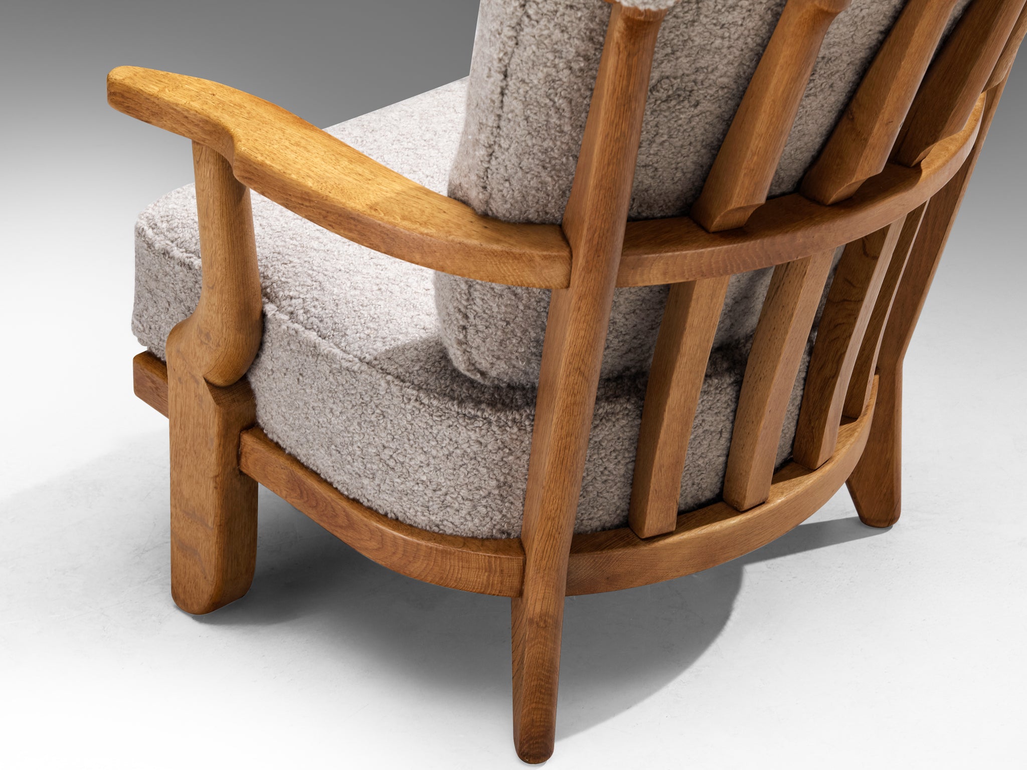 Guillerme & Chambron 'Petit Repos' Lounge Chair in Solid Oak and Teddy Fabric Seating Morentz