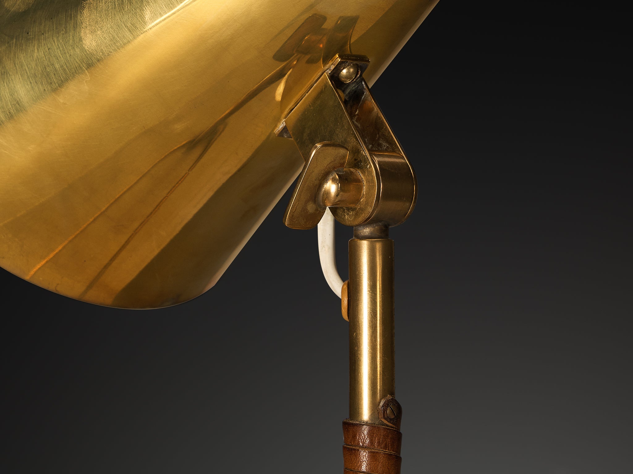 Paavo Tynell for Taito Oy '9225' Table Lamps in Brass and Leather Lighting Morentz