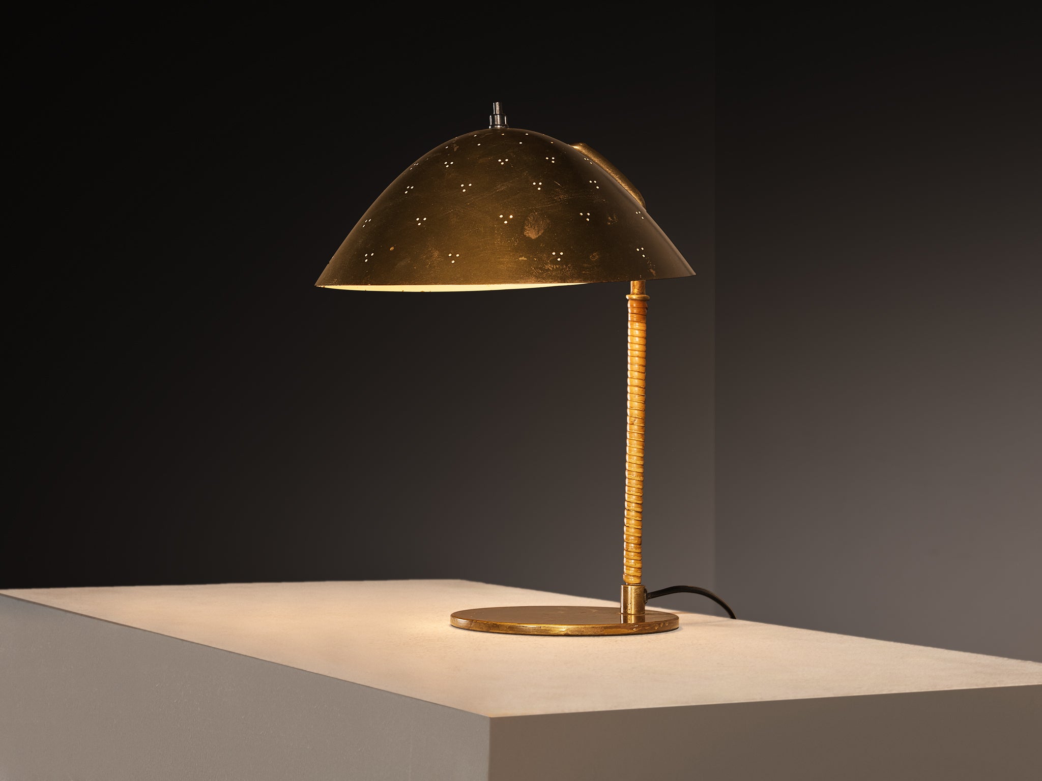 Paavo Tynell for Taito Oy '9209' Table Lamp in Brass and Cane Lighting Morentz