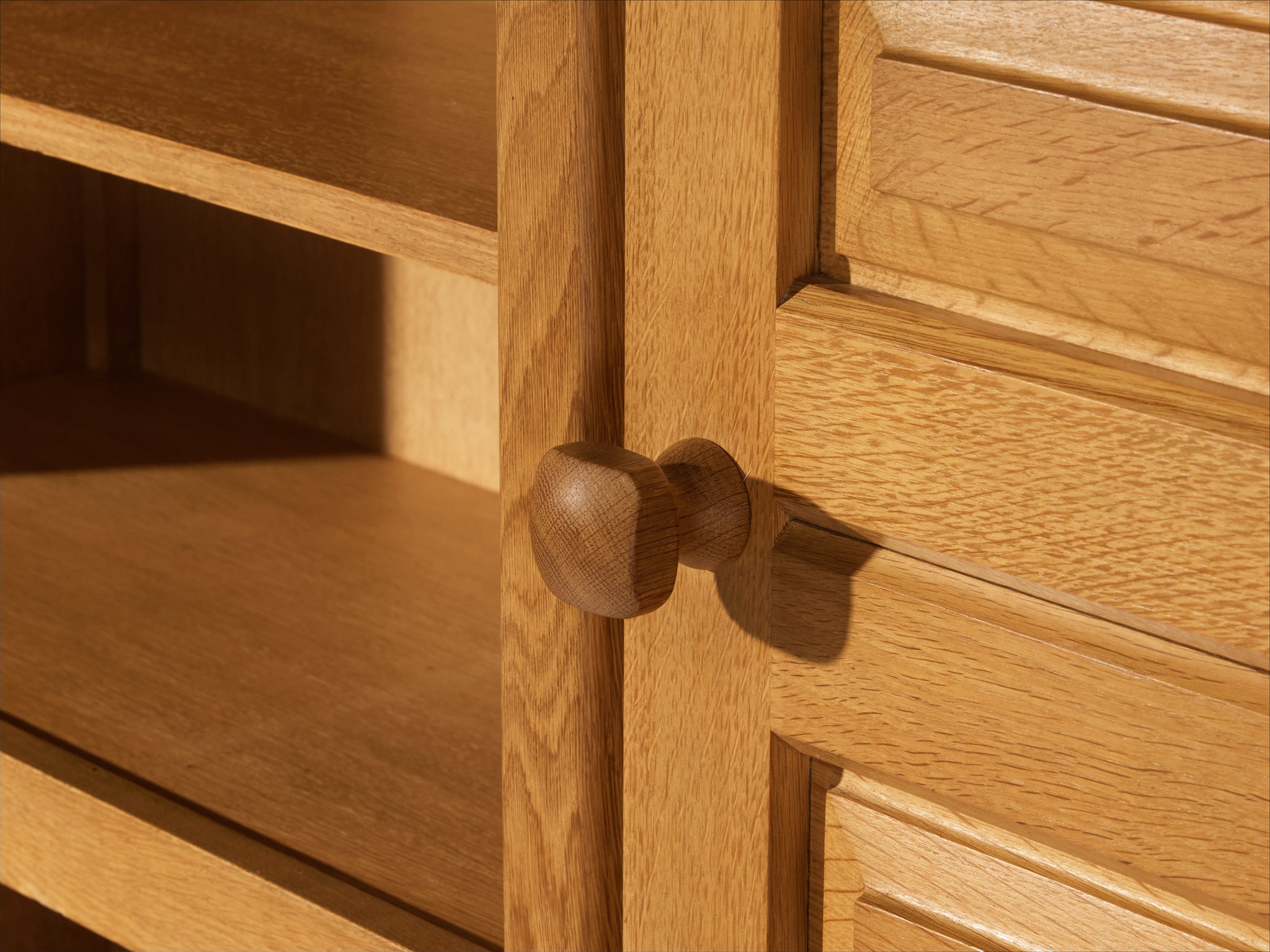 Guillerme & Chambron Cabinet or Cupboard in Solid Oak Case pieces and storage cabinets Morentz