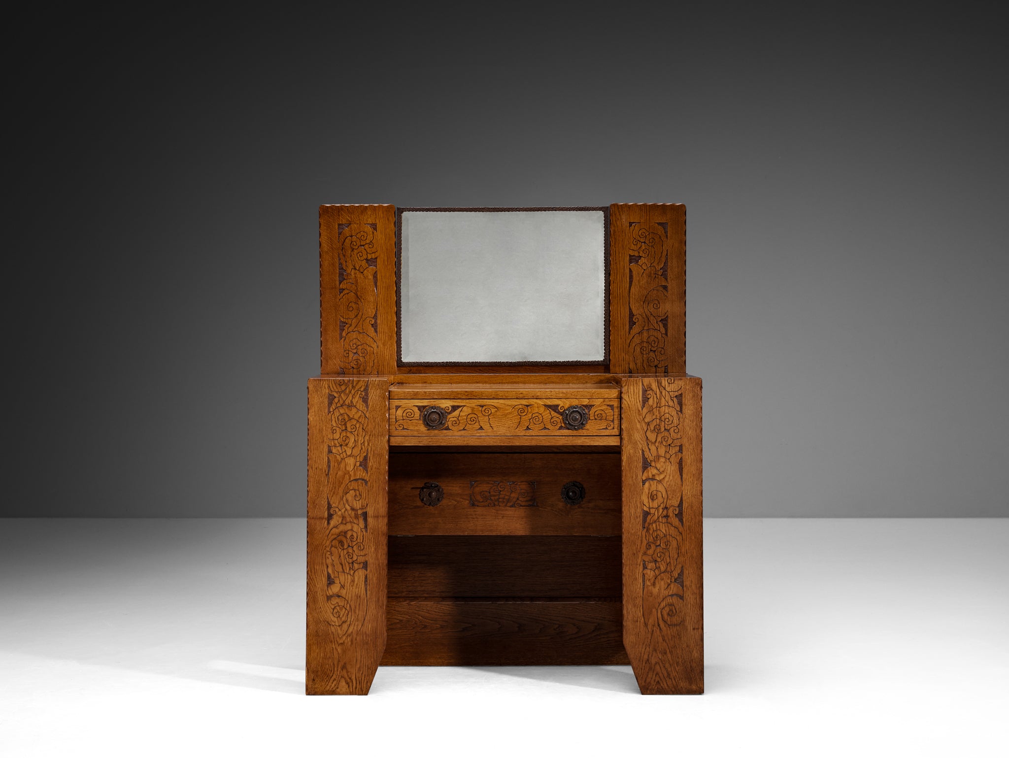 Gino Maggioni for Atelier di Varedo 1920s Vanity Table in Carved Oak Tables Morentz