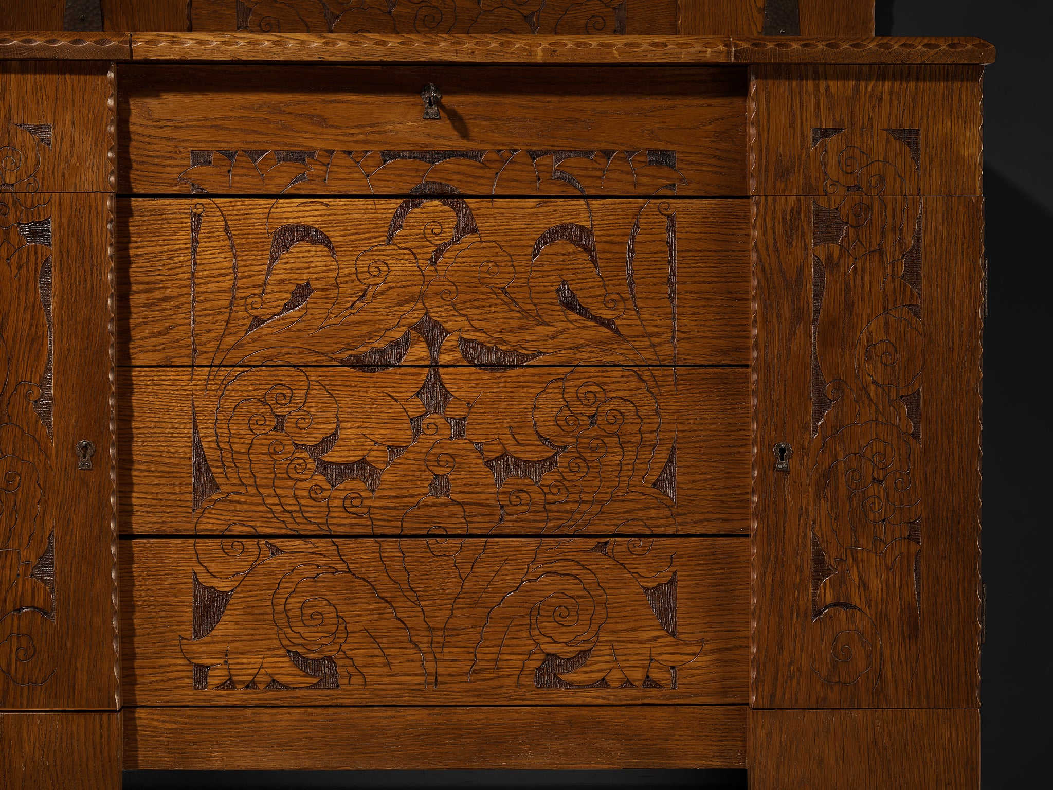 Gino Maggioni for Atelier di Varedo 1920s Chest of Drawers in Carved Oak Case pieces and storage cabinets Morentz