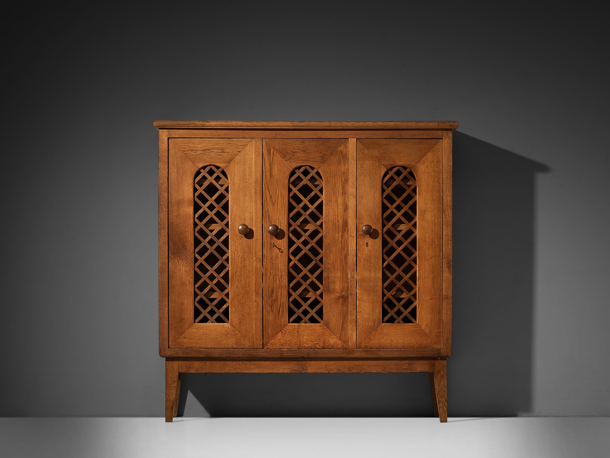 1940s Cabinet in Solid Oak with Latticework Case pieces and storage cabinets Morentz