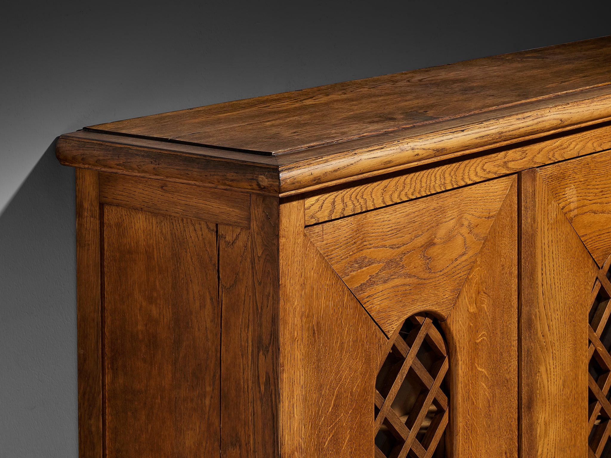 1940s Cabinet in Solid Oak with Latticework Case pieces and storage cabinets Morentz
