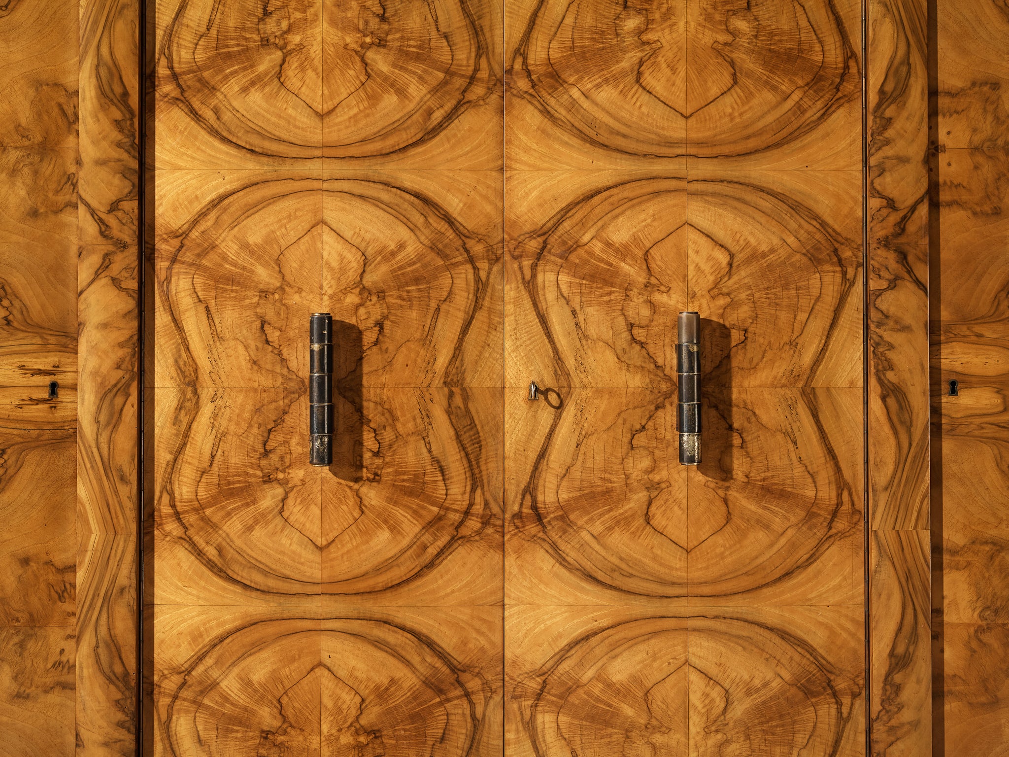 Gaetano Borsani for Atelier di Varedo Wardrobe or Higboard in Walnut Burl and Brass Case pieces and storage cabinets Morentz