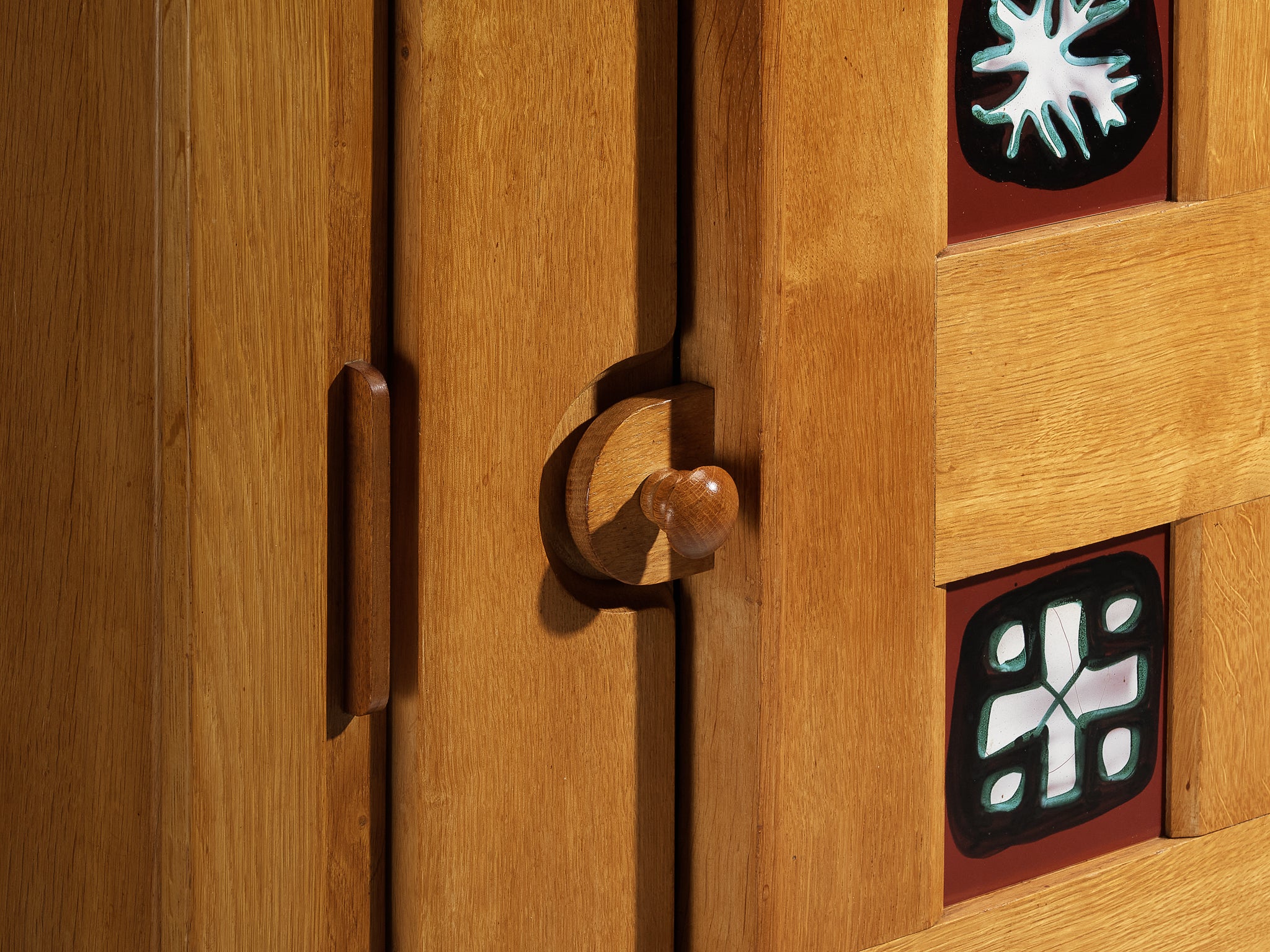 Grand Guillerme & Chambron Sideboard in Solid Oak with Ceramic Tiles Case pieces and storage cabinets Morentz