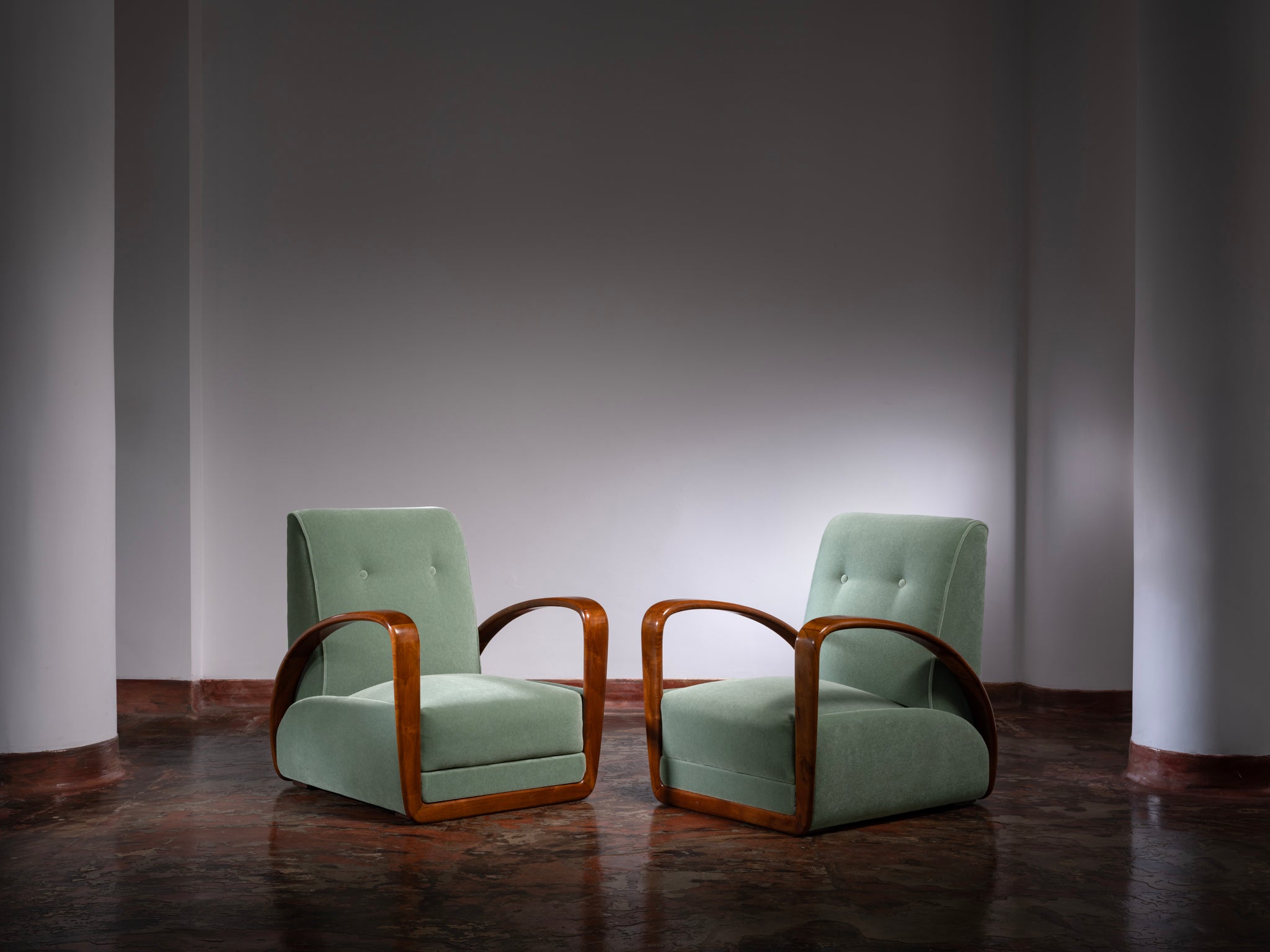 Rare Osvaldo Borsani for Arredamenti Borsani Varedo Pair of Lounge Chairs in Walnut Seating Morentz