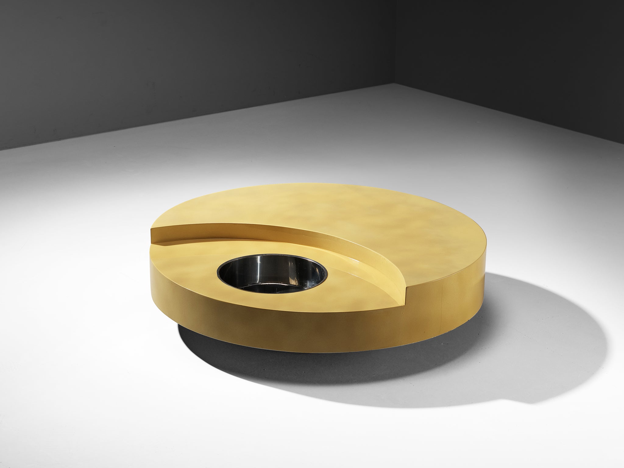 Willy Rizzo 'TRG' Circular Yellow Coffee Table Tables Morentz