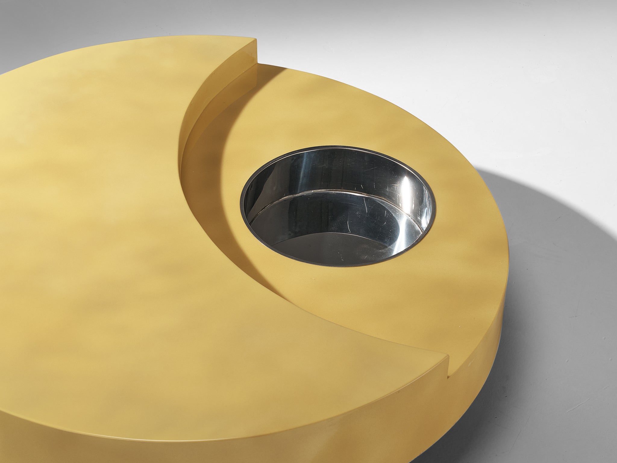 Willy Rizzo 'TRG' Circular Yellow Coffee Table Tables Morentz