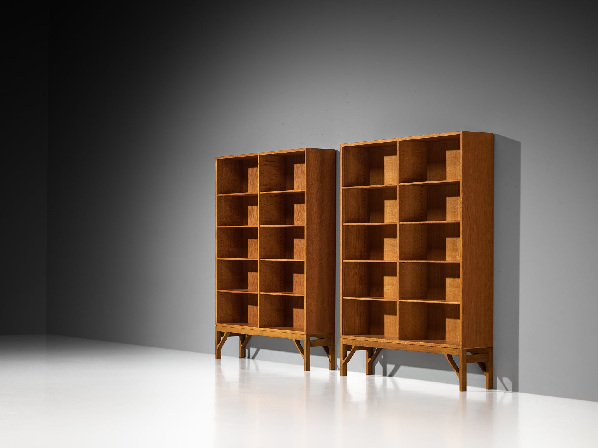Børge Mogensen Bookcases in Oak with Open Shelving Case pieces and storage cabinets Morentz