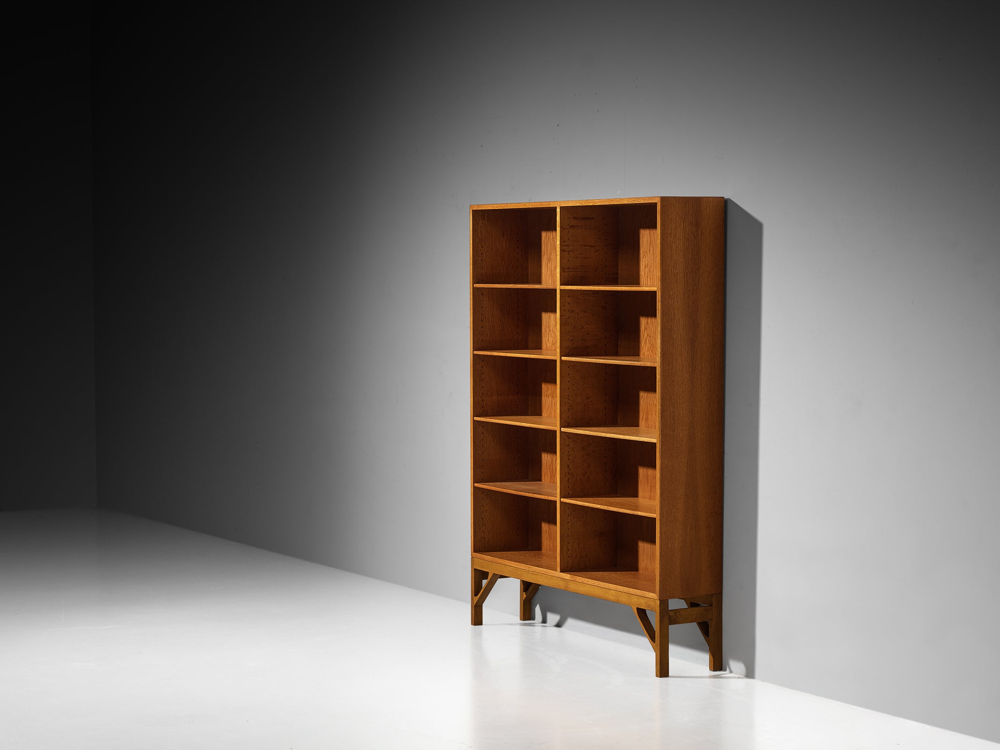Børge Mogensen Bookcase in Oak with Open Shelving Case pieces and storage cabinets Morentz