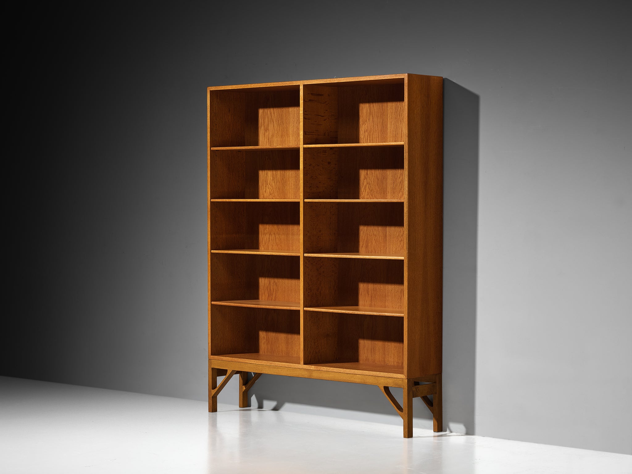 Børge Mogensen Bookcase in Oak with Open Shelving Case pieces and storage cabinets Morentz