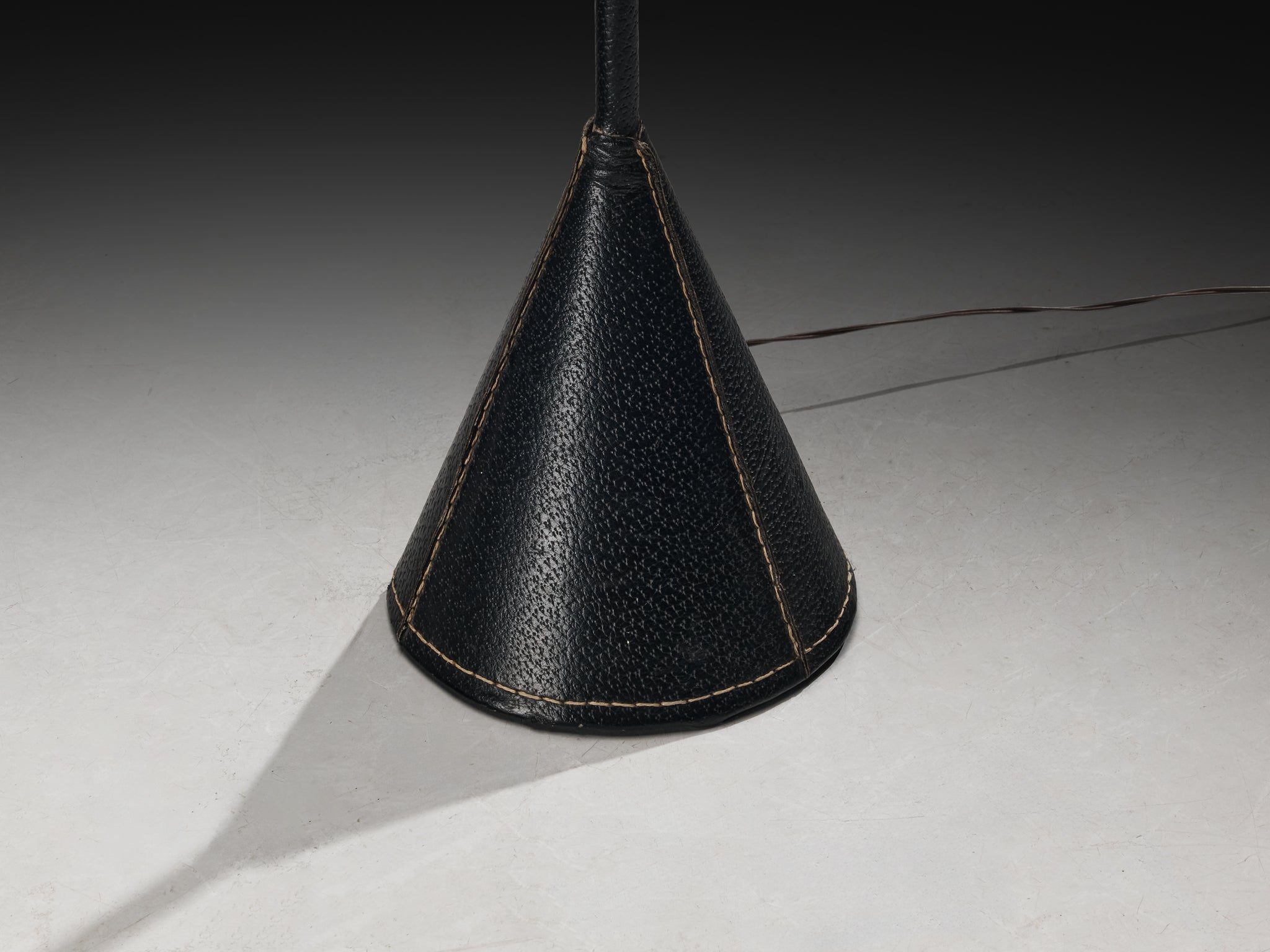 Valentí Spanish Floor Lamp in Black Stitched Saddle Leather Lighting Morentz