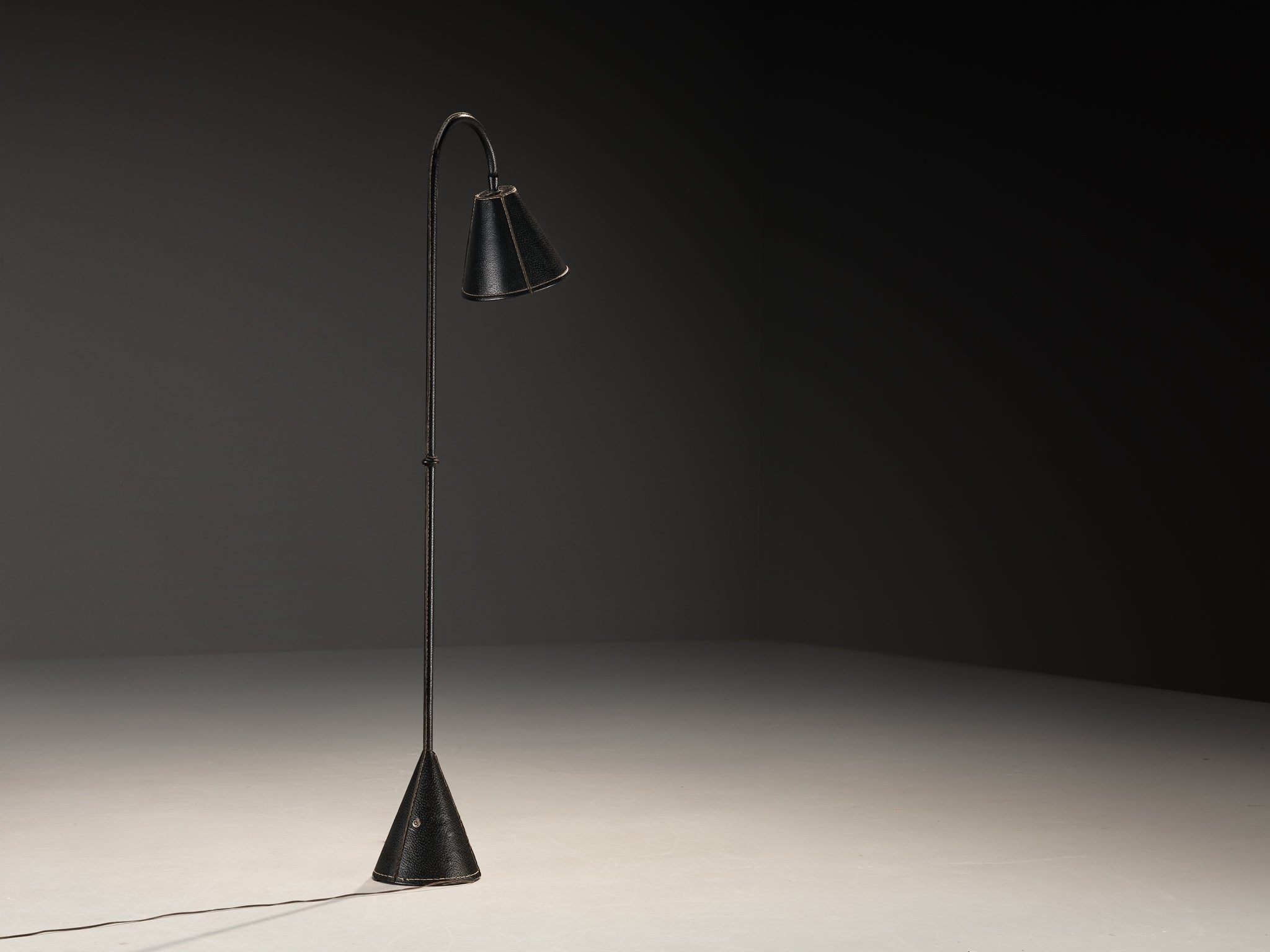 Valentí Spanish Floor Lamp in Black Stitched Saddle Leather Lighting Morentz