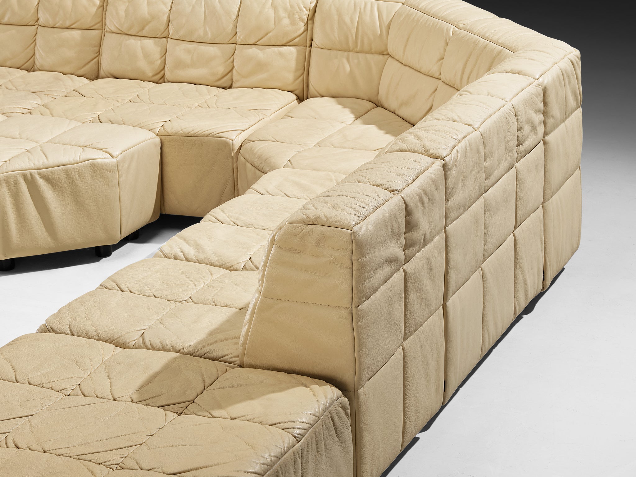 Hans Hopfer for Neue Wiener Werkstätte 'Castell' Sectional Sofa Seating Morentz