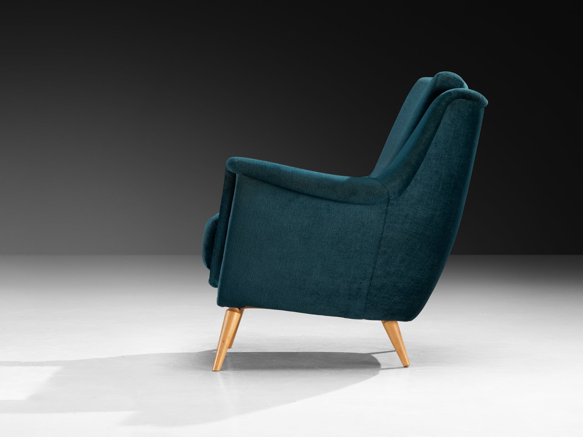 Mid-Century Modern Pair of Sculptural Lounge Chairs in Teal Velvet Seating Morentz