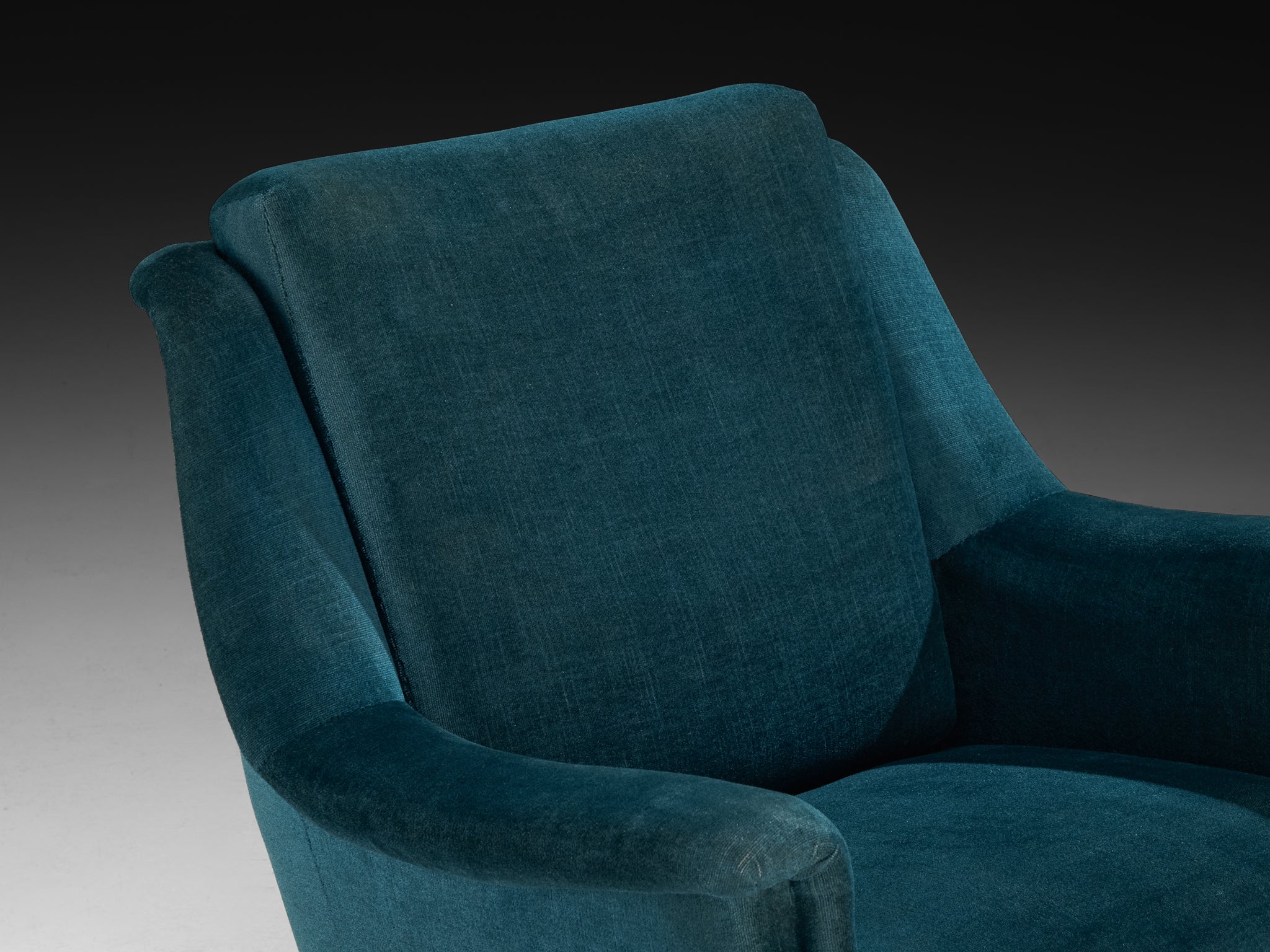 Mid-Century Modern Pair of Sculptural Lounge Chairs in Teal Velvet Seating Morentz