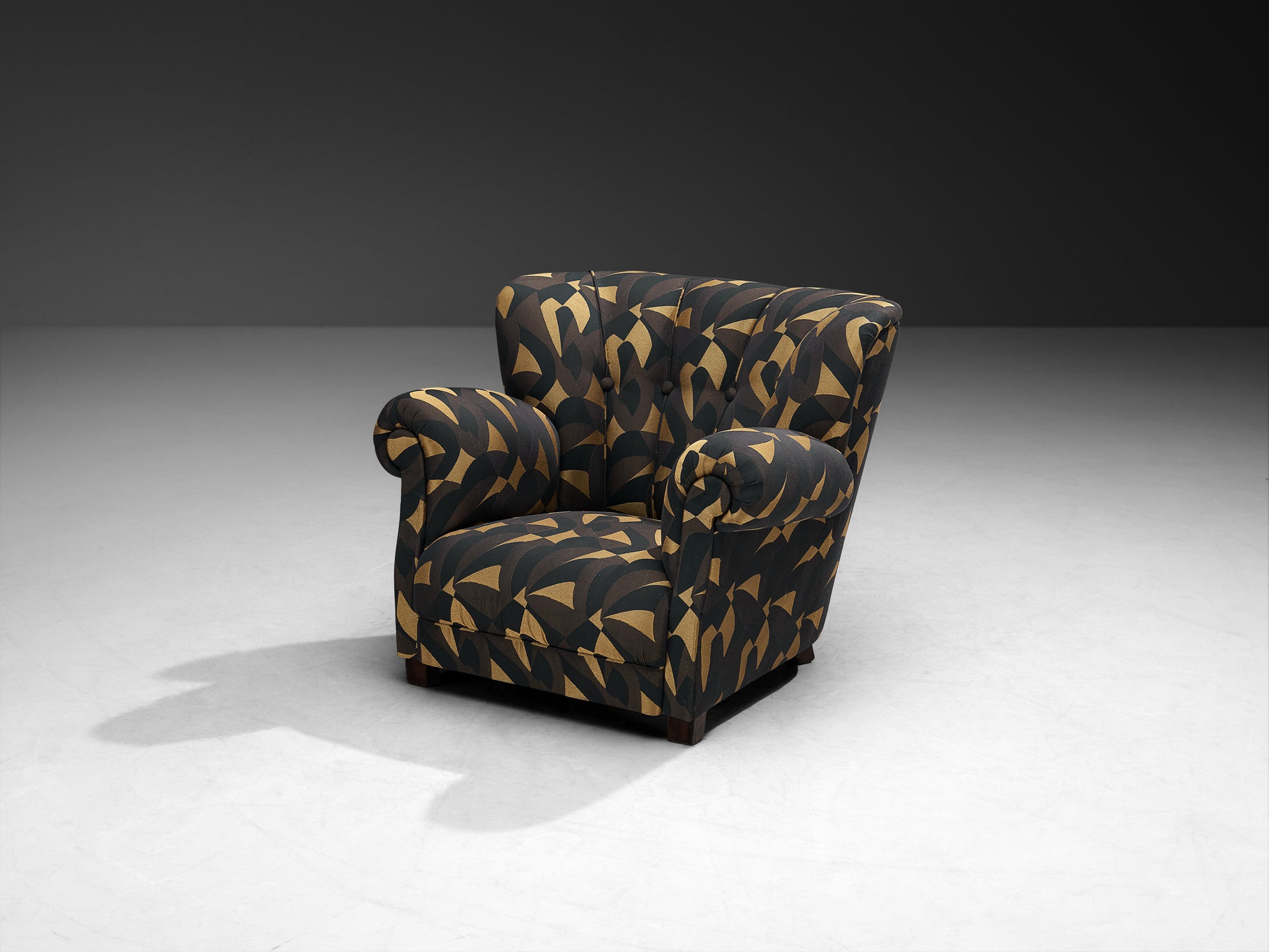 Mid-Century Newly Upholstered Bulky Lounge Chair in Black/Gold Fabric Seating Morentz