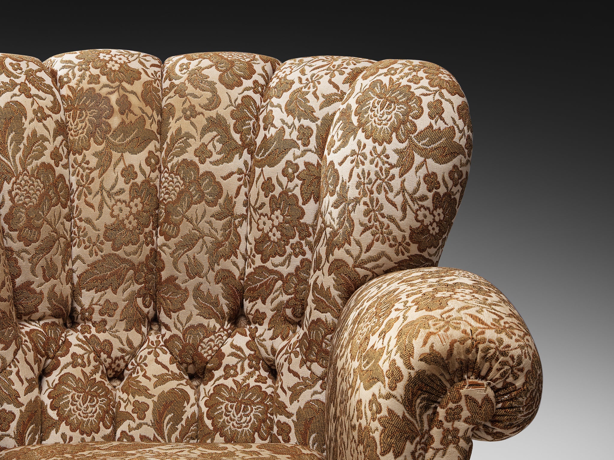 Mid-Century Bulky Lounge Chair in Patterned Upholstery Seating Morentz