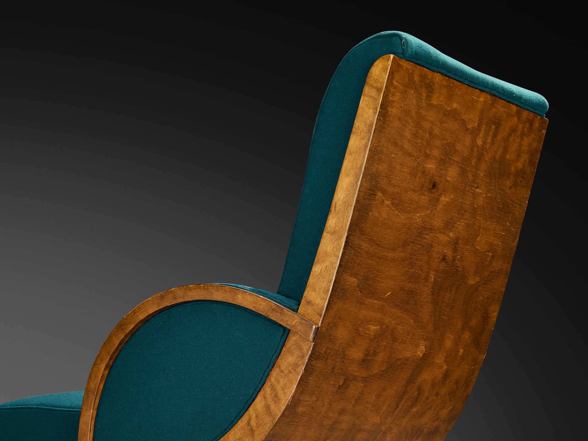 1930s Pair of Finnish Art Deco Curved Lounge Chairs in Birch Seating Morentz