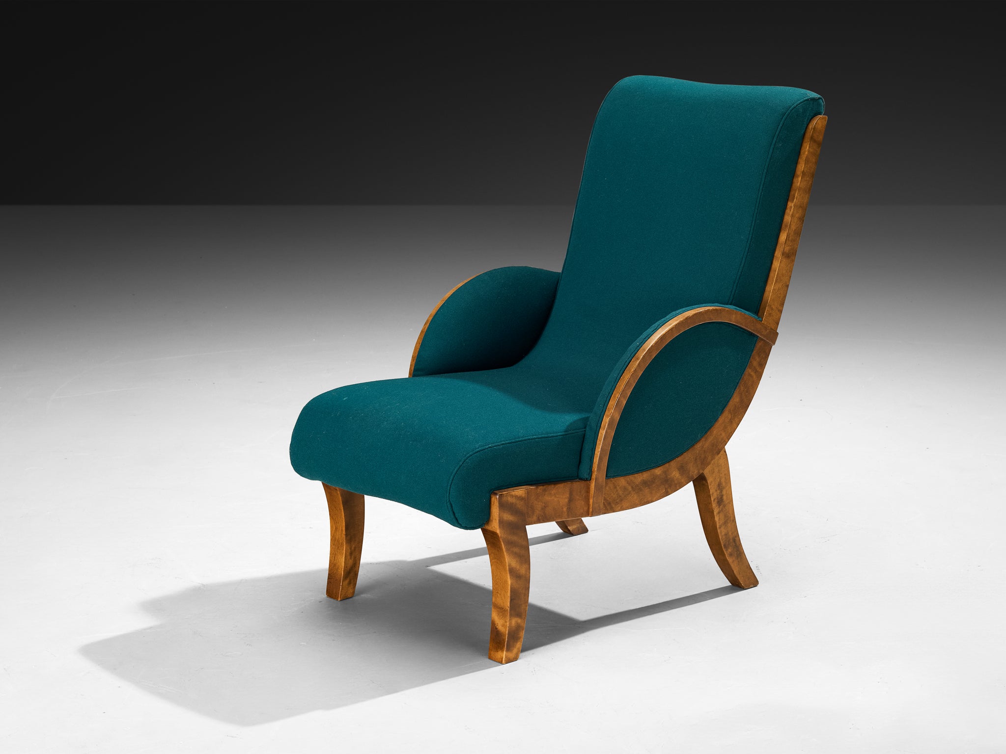 1930s Pair of Finnish Art Deco Curved Lounge Chairs in Birch Seating Morentz