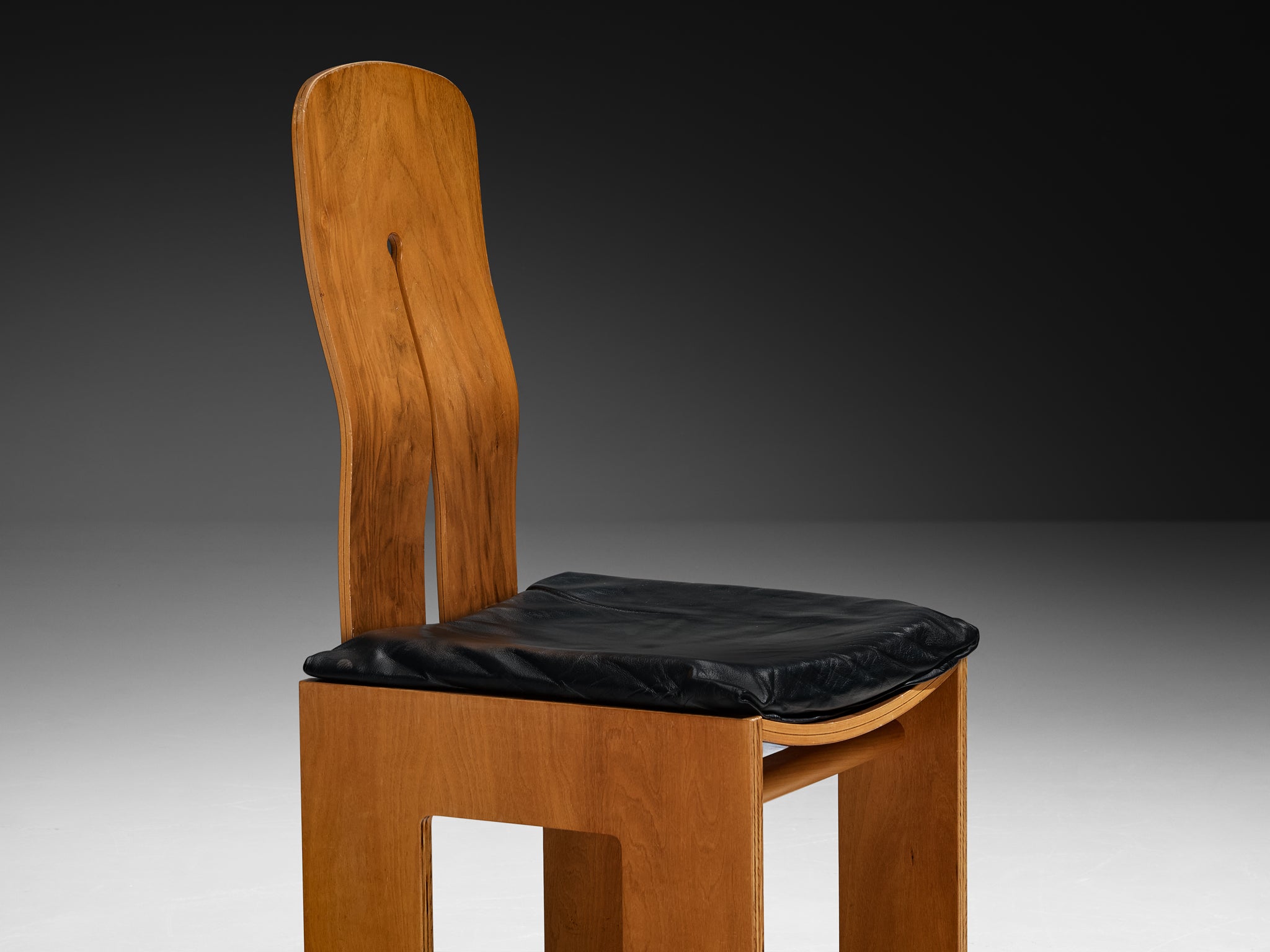 Carlo Scarpa for Bernini Dining Chair in Walnut and Leather Seating Morentz