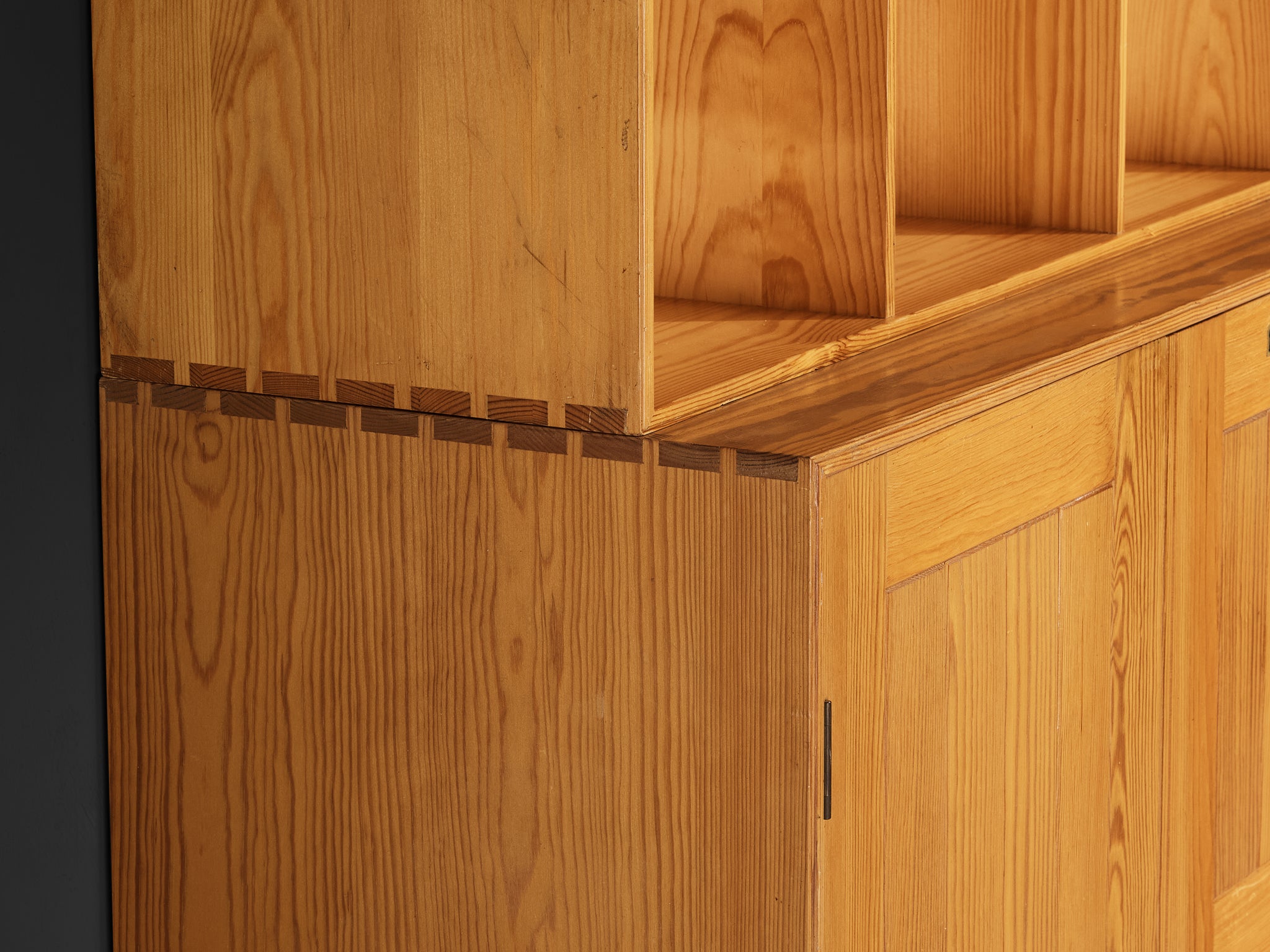 Mogens Koch for Rud Radmussen Modular Bookcase in Pine Case pieces and storage cabinets Morentz