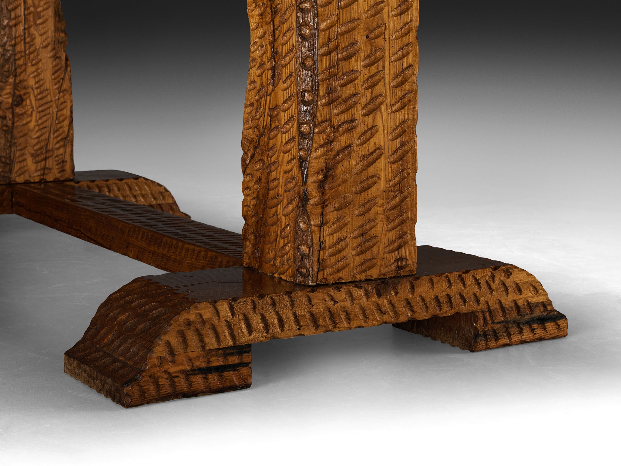 Italian Robust and Sculptural Carved Table in Oak Tables Morentz