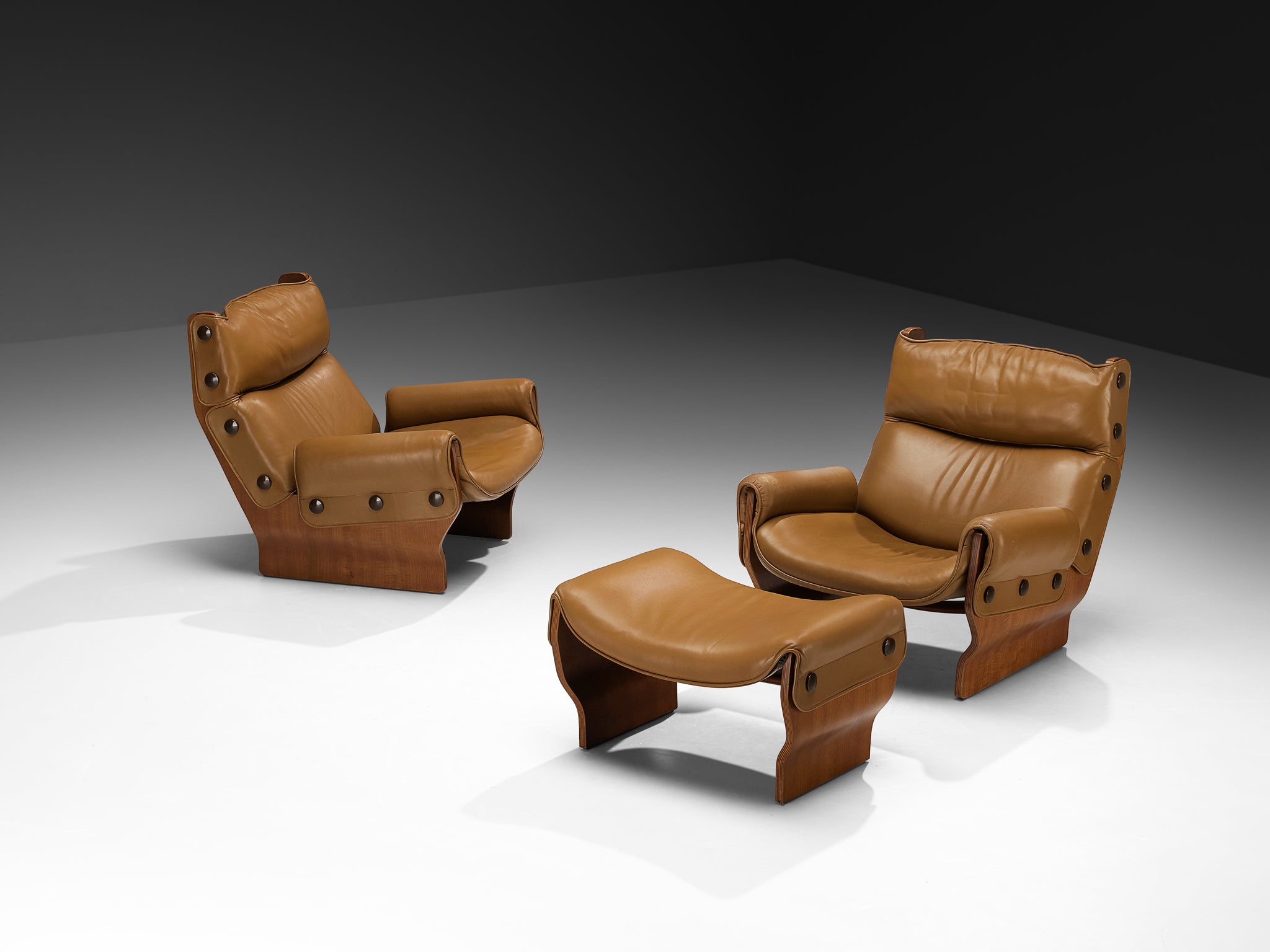Osvaldo Borsani for Tecno 'Canada' Lounge Chairs and Ottoman Seating Morentz