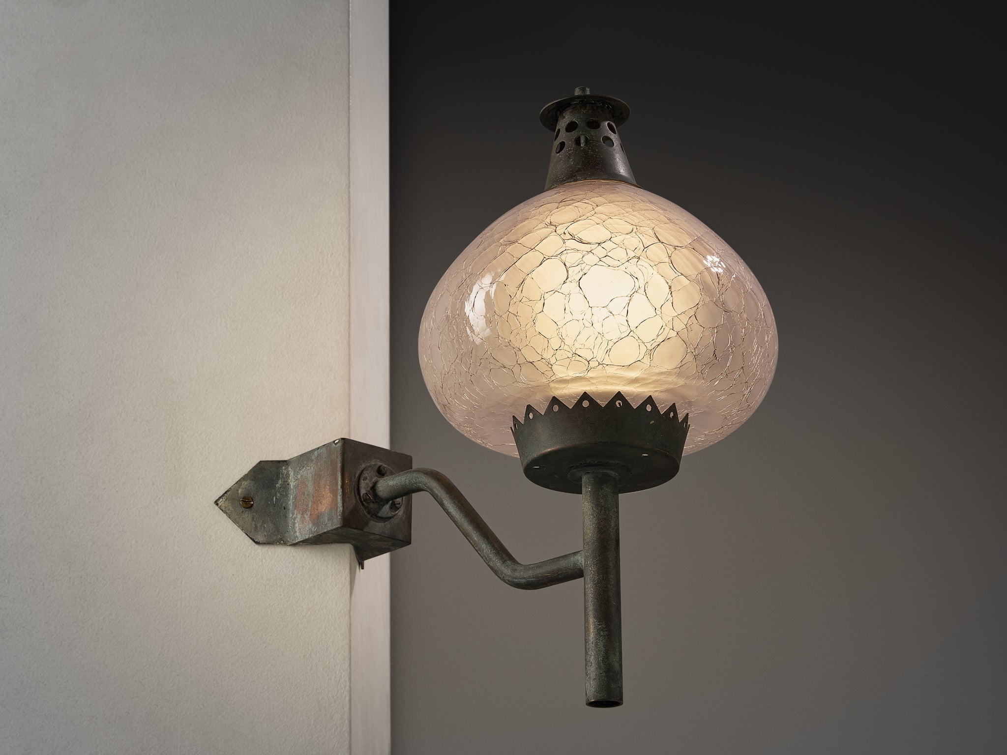 Hans-Agne Jakobsson 'S-1591' Corner Wall Light in Copper and Glass Lighting Morentz