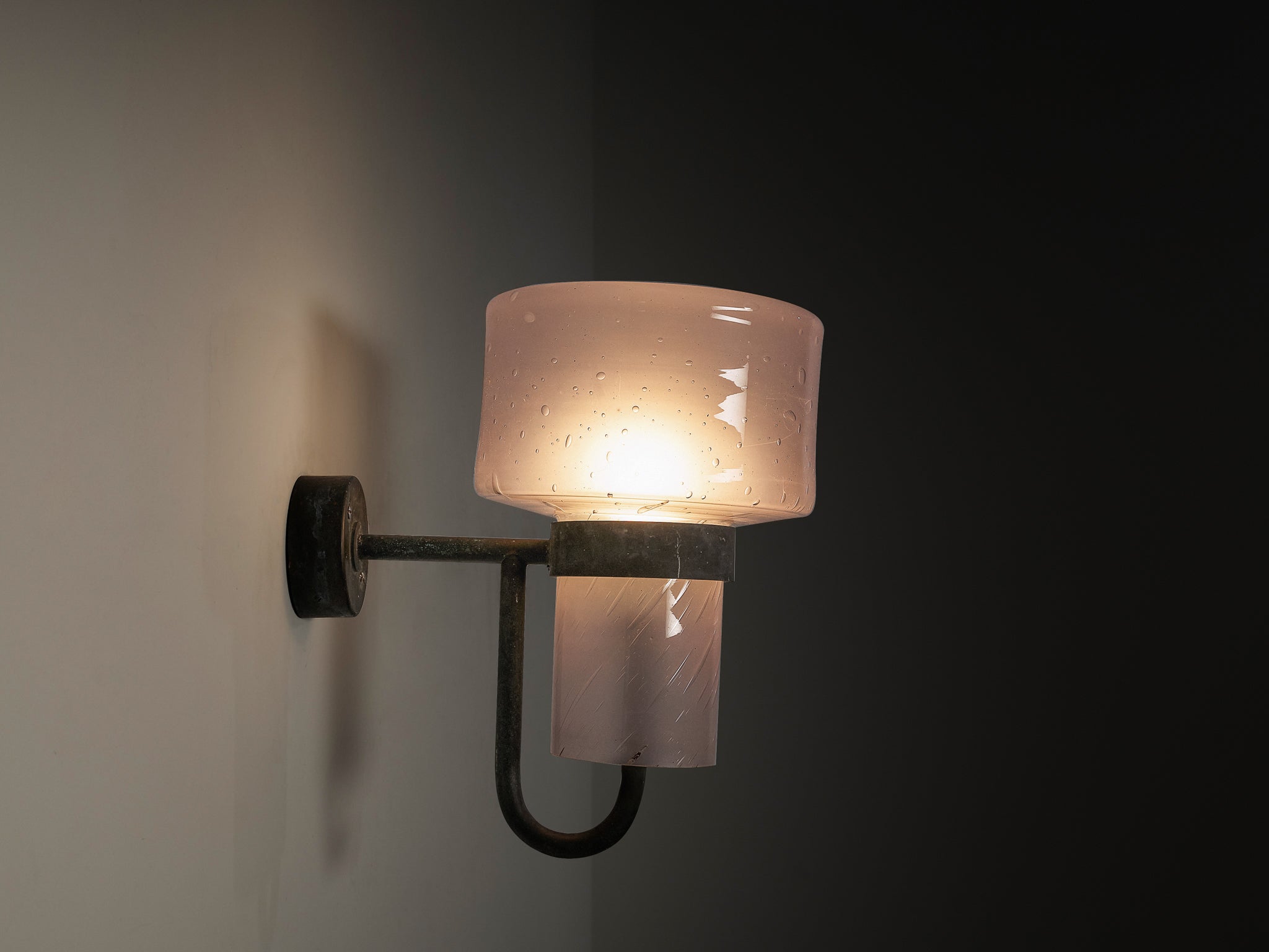 Hans-Agne Jakobsson 'V-138' Wall Light in Copper and Blown Glass Lighting Morentz