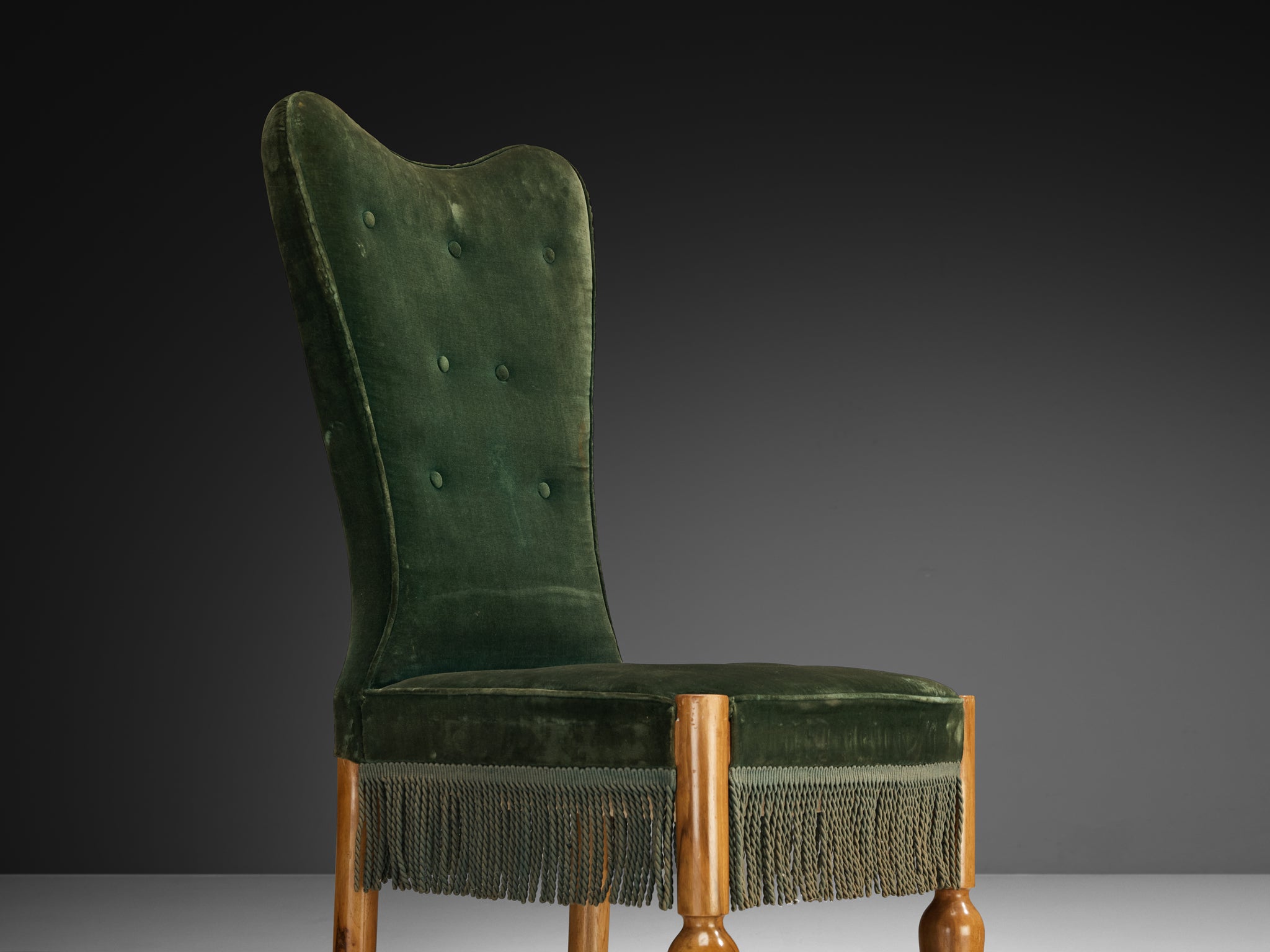 1940s Mid-Century Modern Set of Twelve Dining Chairs in Velvet and Walnut Seating Morentz