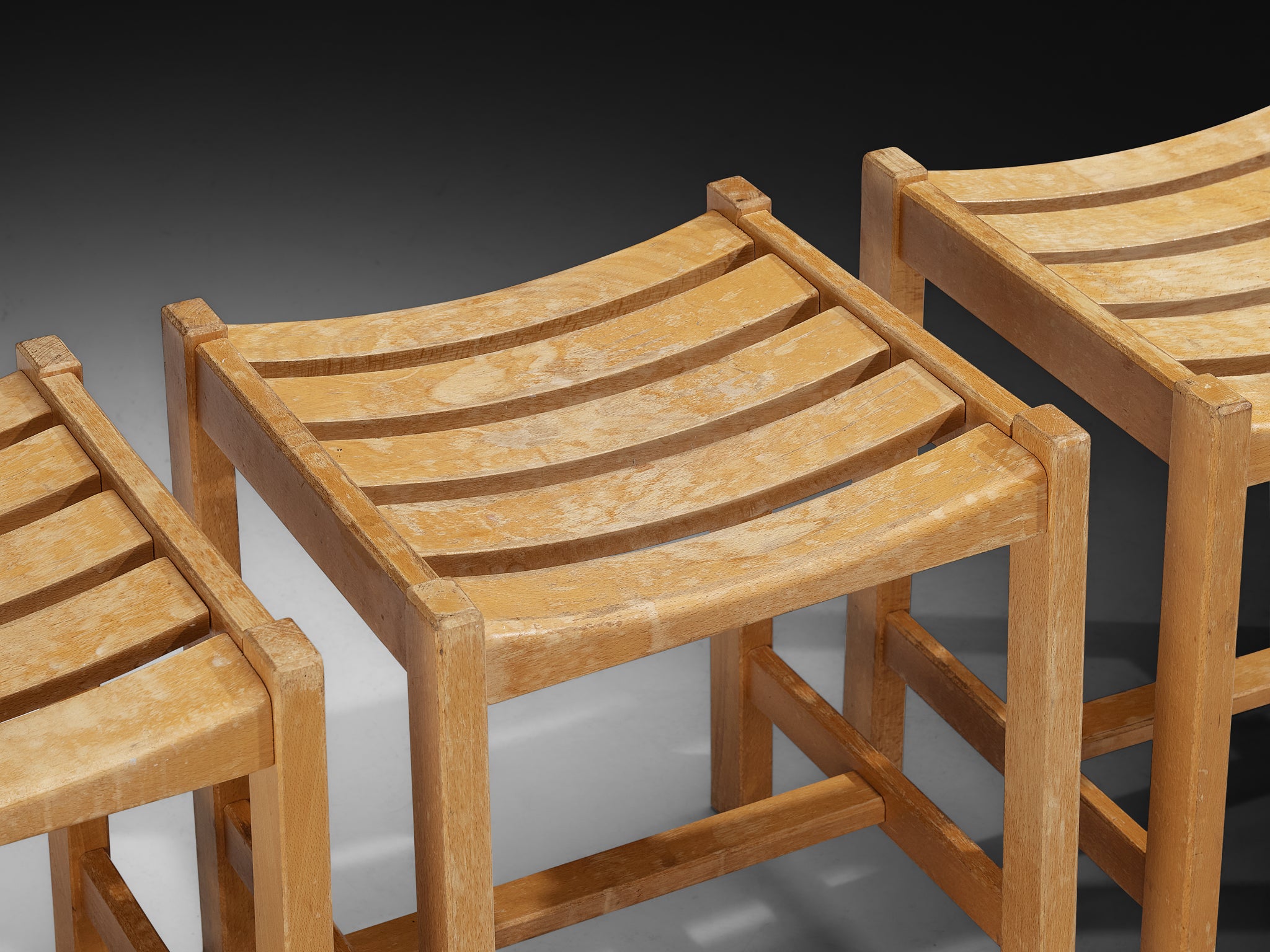 Stools in Blonde Wood Seating Morentz
