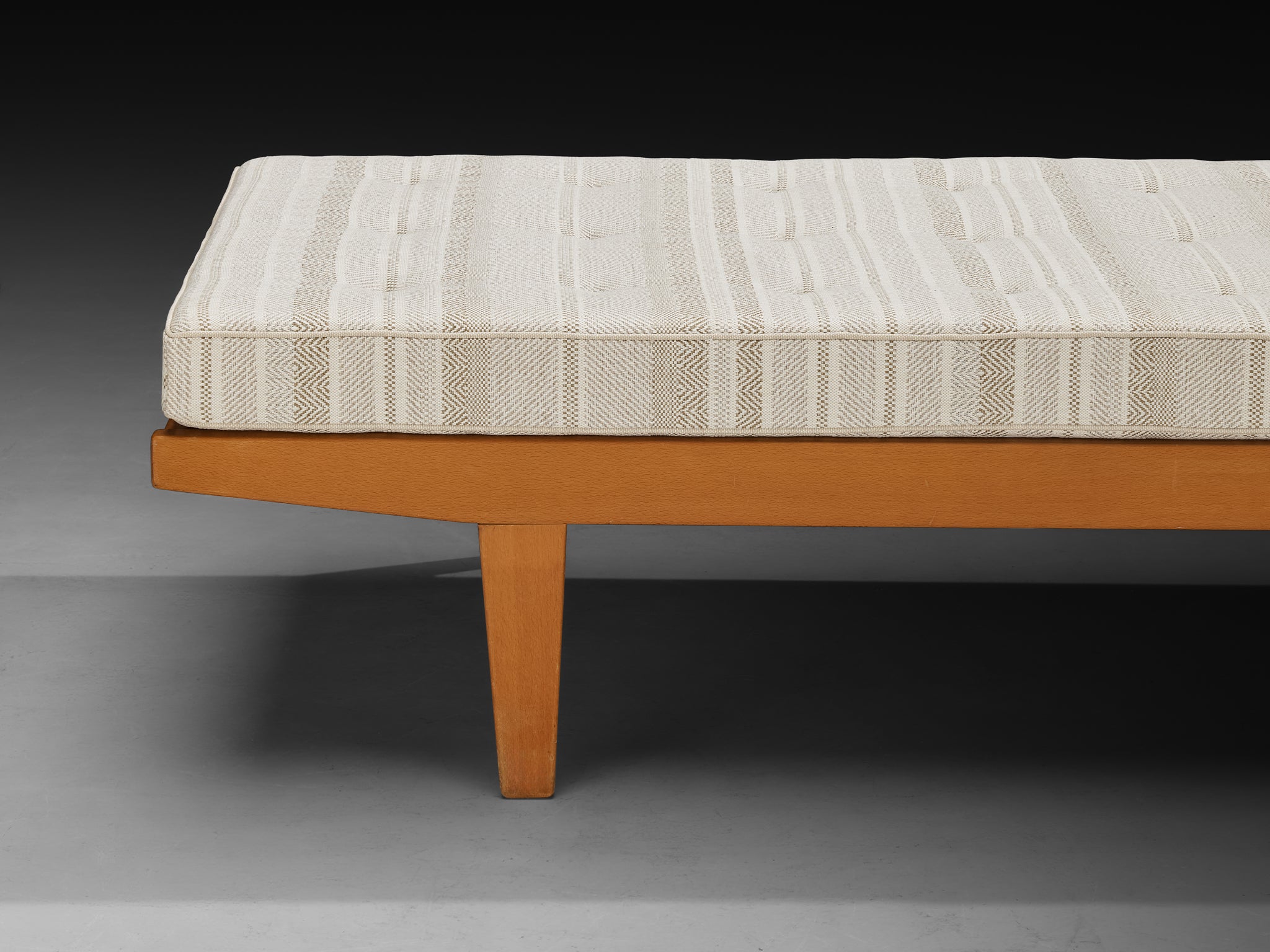 Poul M. Volther for FDB Møbler Daybed in Wood Seating Morentz