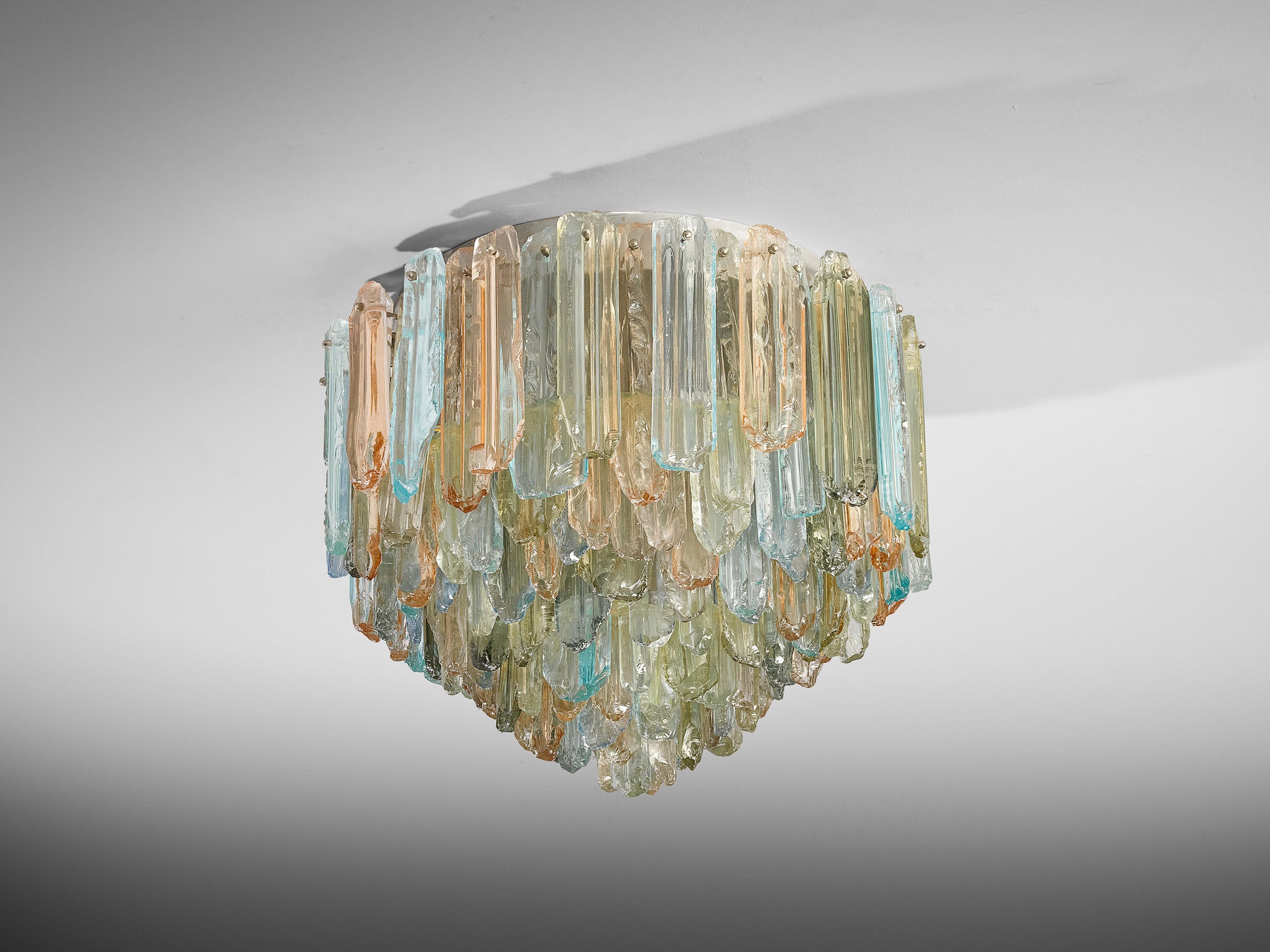 1970s Glamorous Guido Polloni Chandelier in Colored Glass (50cm/19.6in)