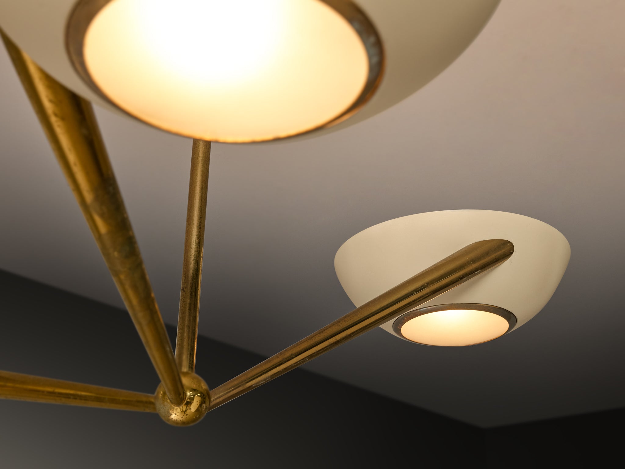 Rare Lumen Mid-Century Modern Italian Chandelier in Brass with Off-White Shades Lighting Morentz