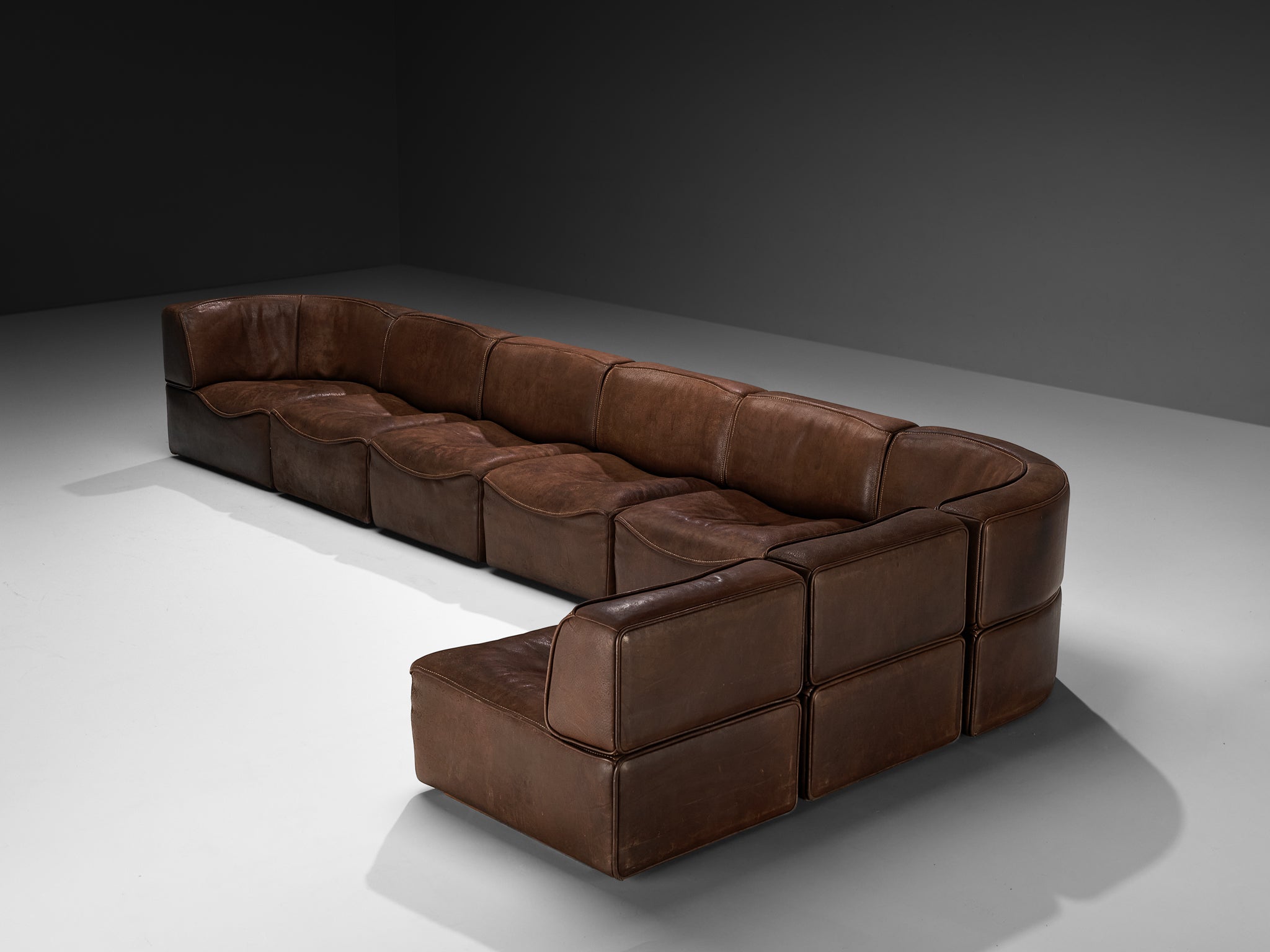 De Sede ‘DS-15’ Modular Sofa in Patinated Brown Leather Seating Morentz