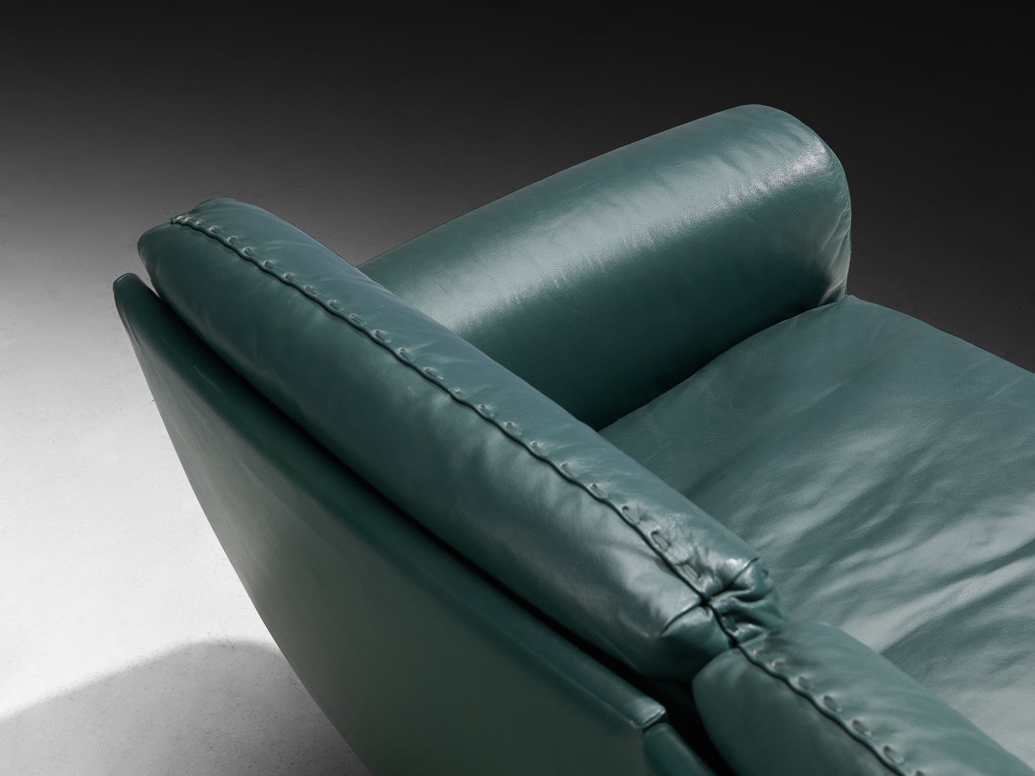 De Sede DS-31 Three Seat Sofa in Deep Green Leather Seating Morentz