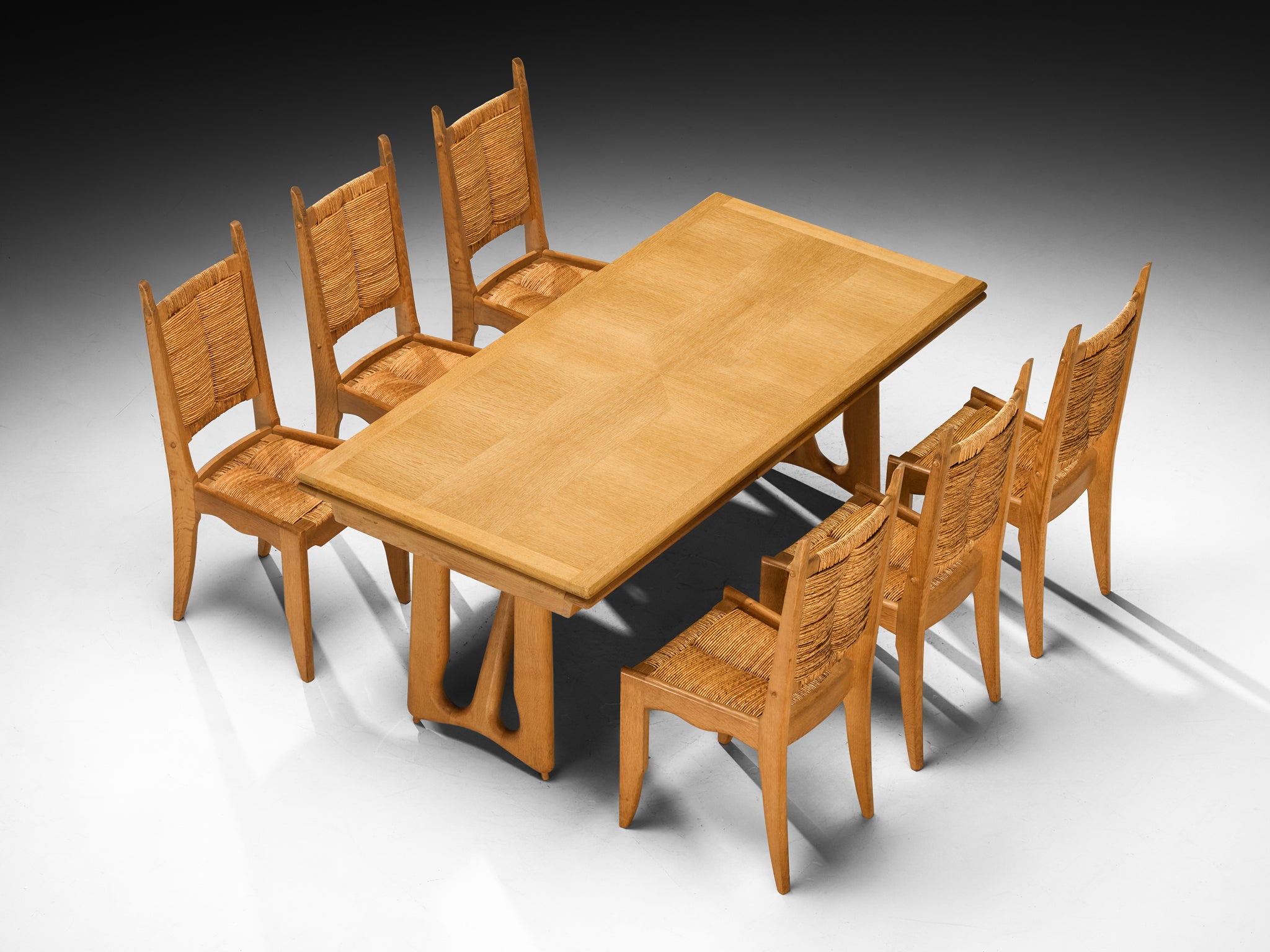 Guillerme & Chambron Dining Set with 'L'Italienne' Table and Chairs in Oak and Straw Tables Morentz