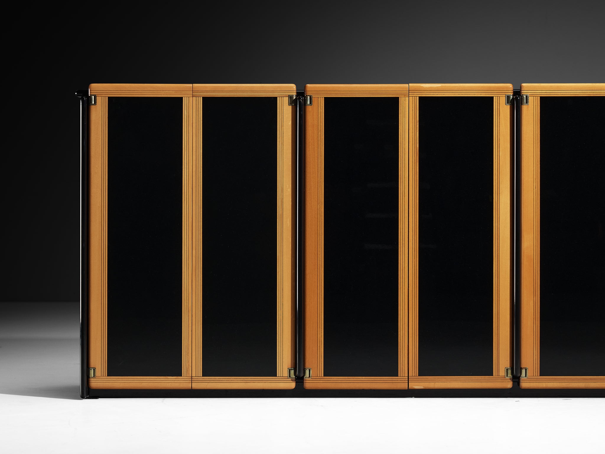 Afra & Tobia Scarpa for Maxalto 'Artona' Sideboard in Black Lacquered Wood Case pieces and storage cabinets Morentz