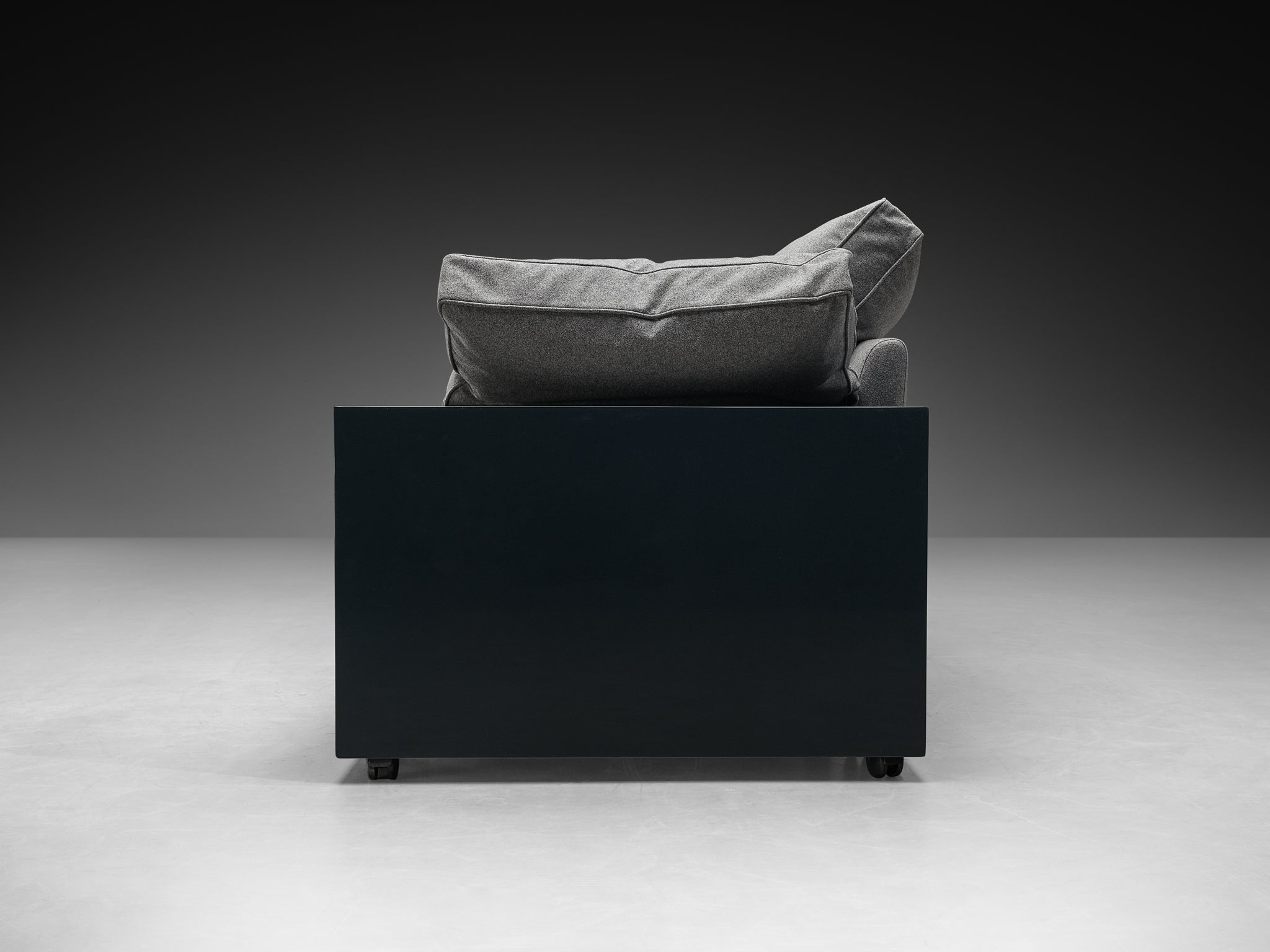 Eileen Gray 'Lota' Sofa in High Gloss Lacquered Wood Seating Morentz